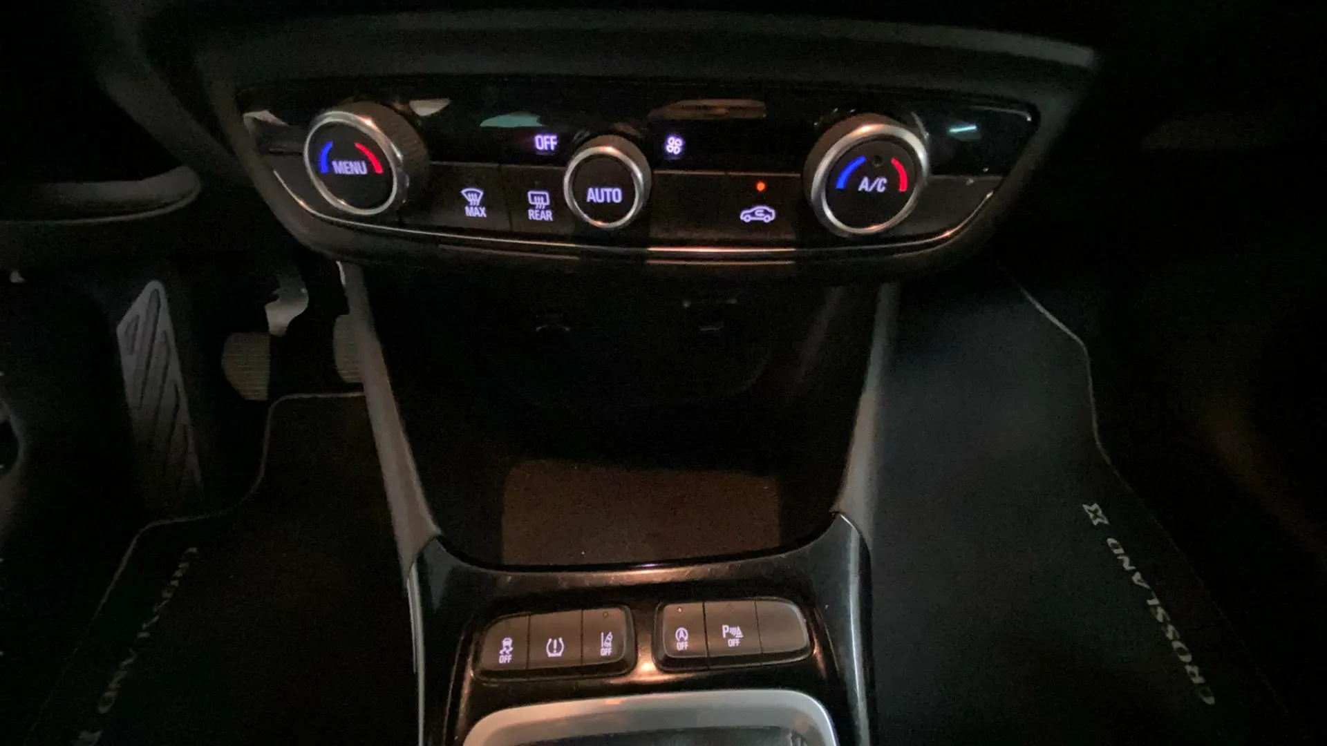 Opel Crossland 1.5D Edition - foto 18