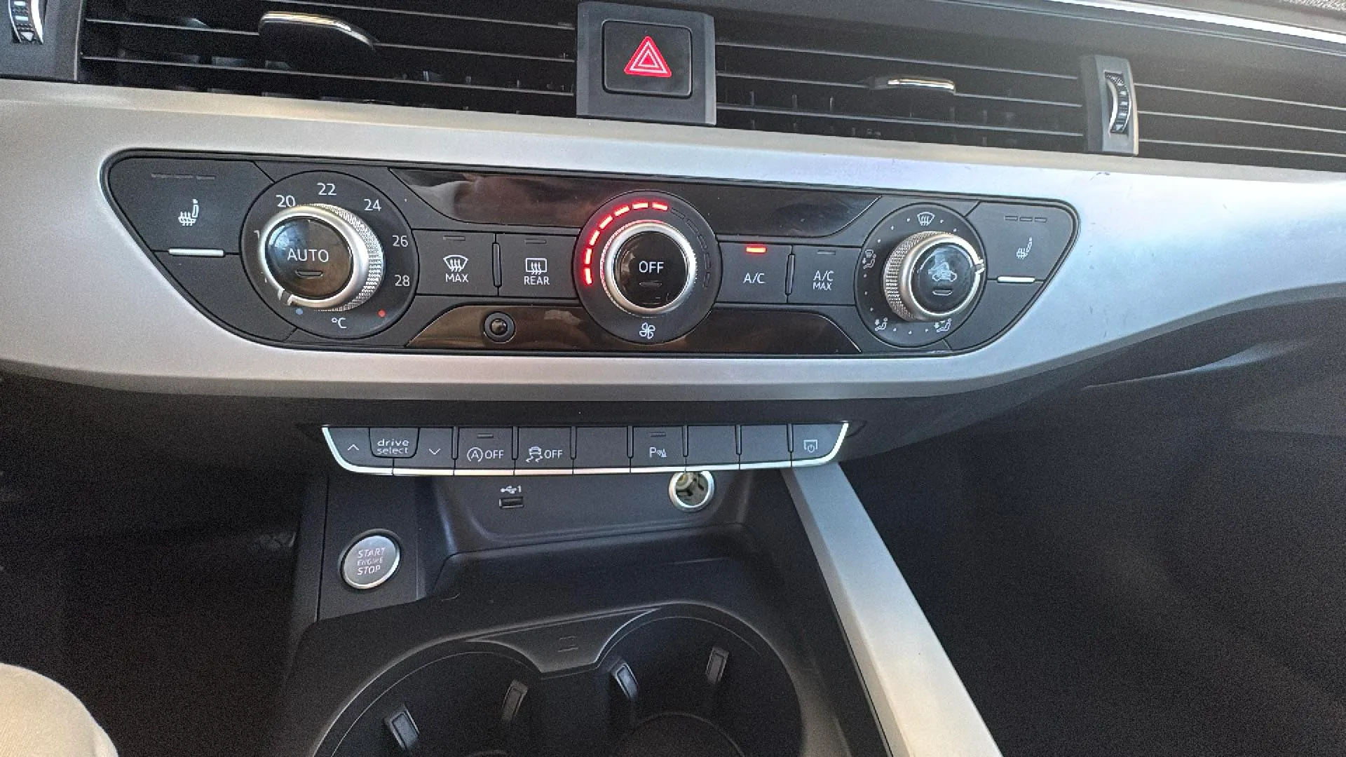 Audi A4 Avant Advanced 35 TFSI S tronic - foto 22