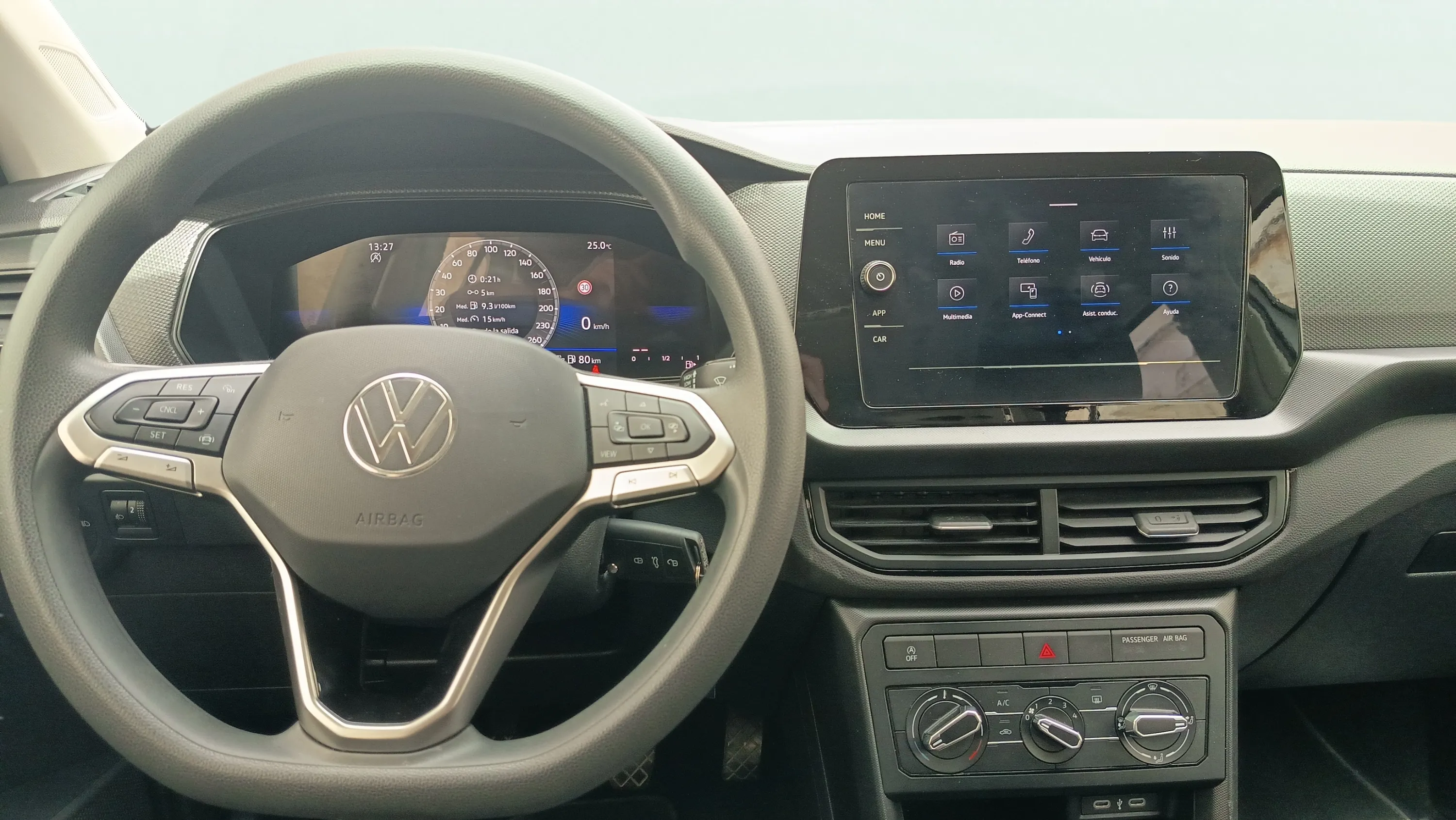 Volkswagen T-Cross 1.0 TSI - foto 10