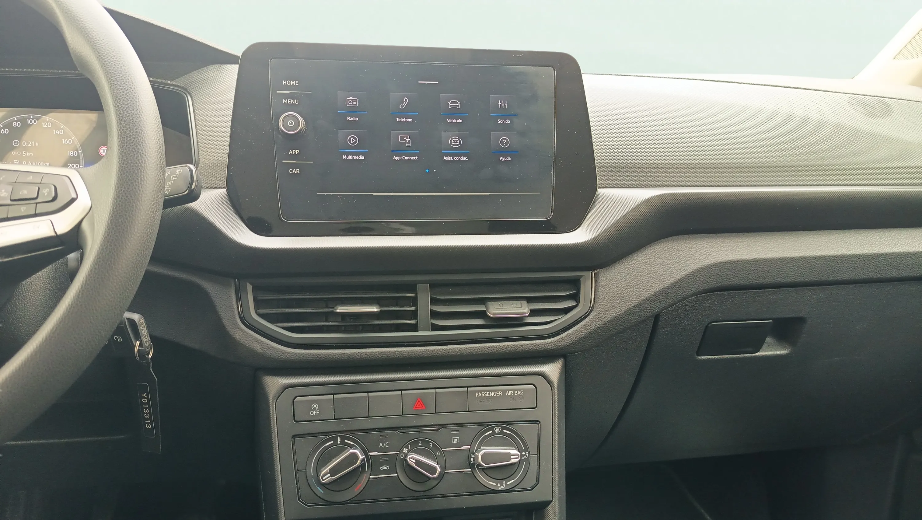 Volkswagen T-Cross 1.0 TSI - foto 15