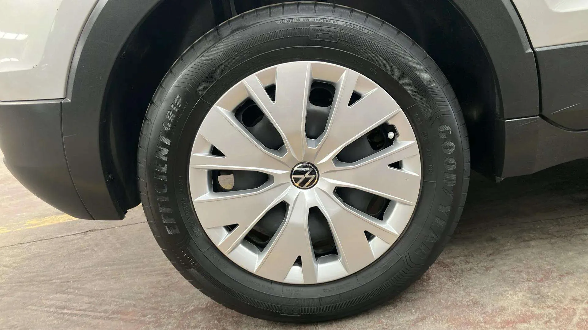 Volkswagen T-Cross 1.0 TSI - foto 18