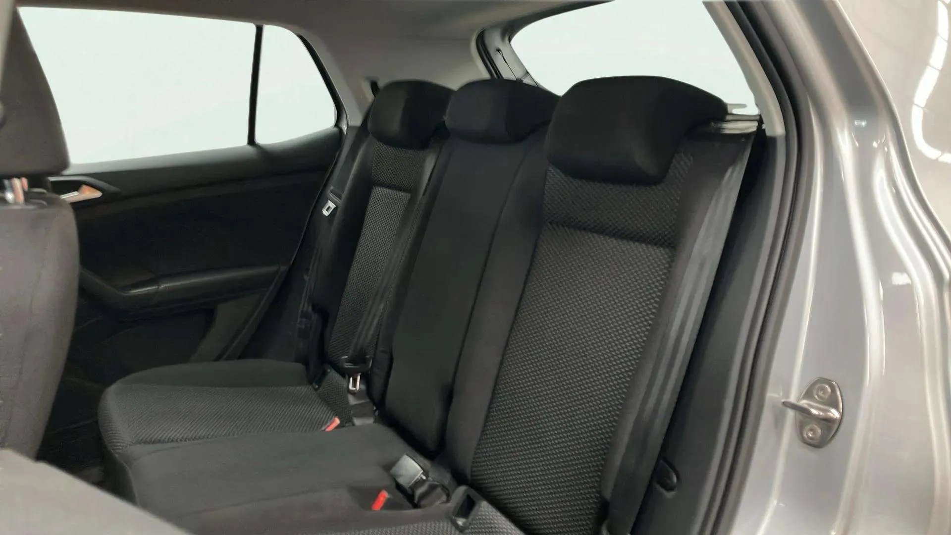 Volkswagen T-Cross 1.0 TSI - foto 9