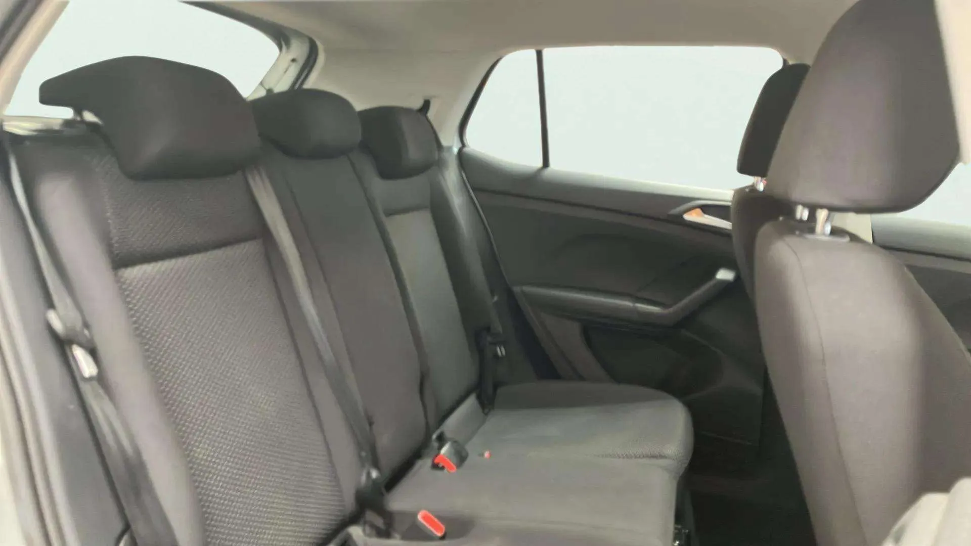 Volkswagen T-Cross 1.0 TSI - foto 10