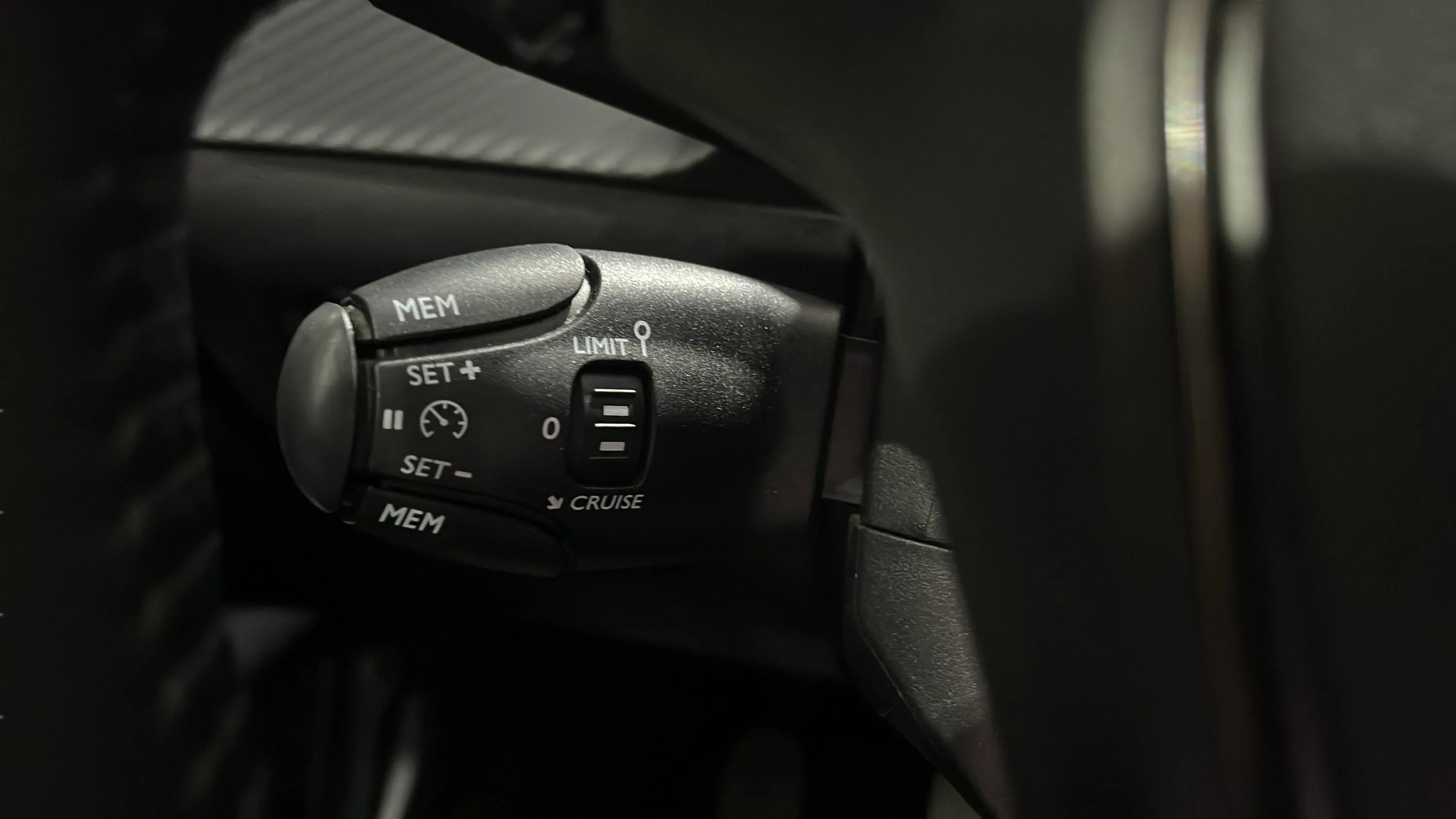 Peugeot 208 Active PureTech 100 - foto 18