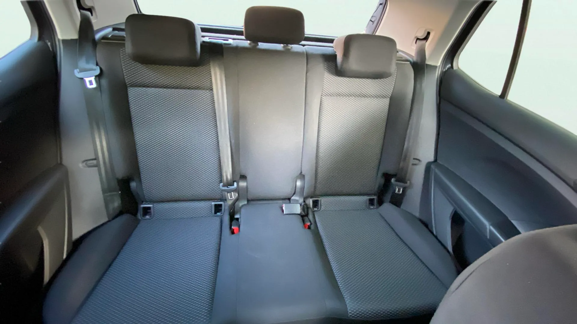 Volkswagen T-Cross 1.0 TSI - foto 10