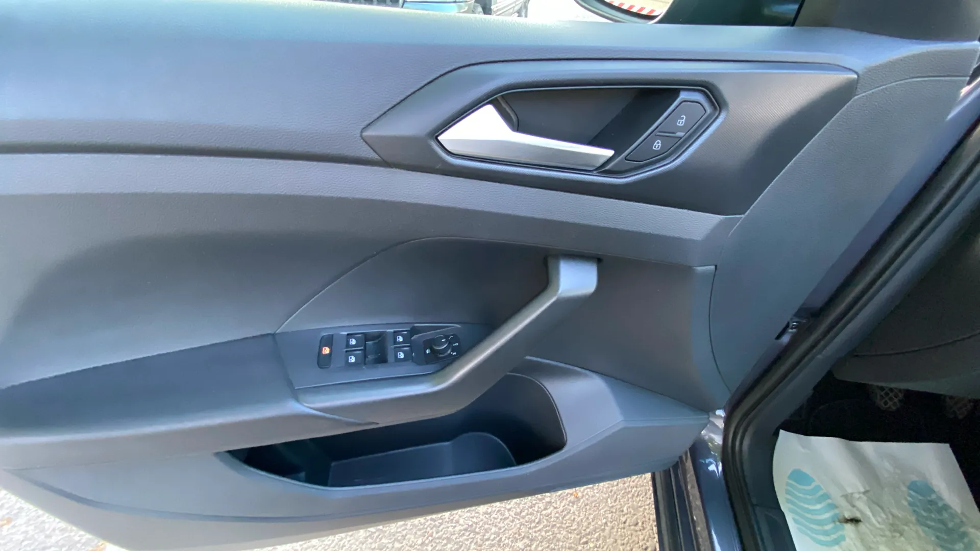 Volkswagen T-Cross 1.0 TSI - foto 14
