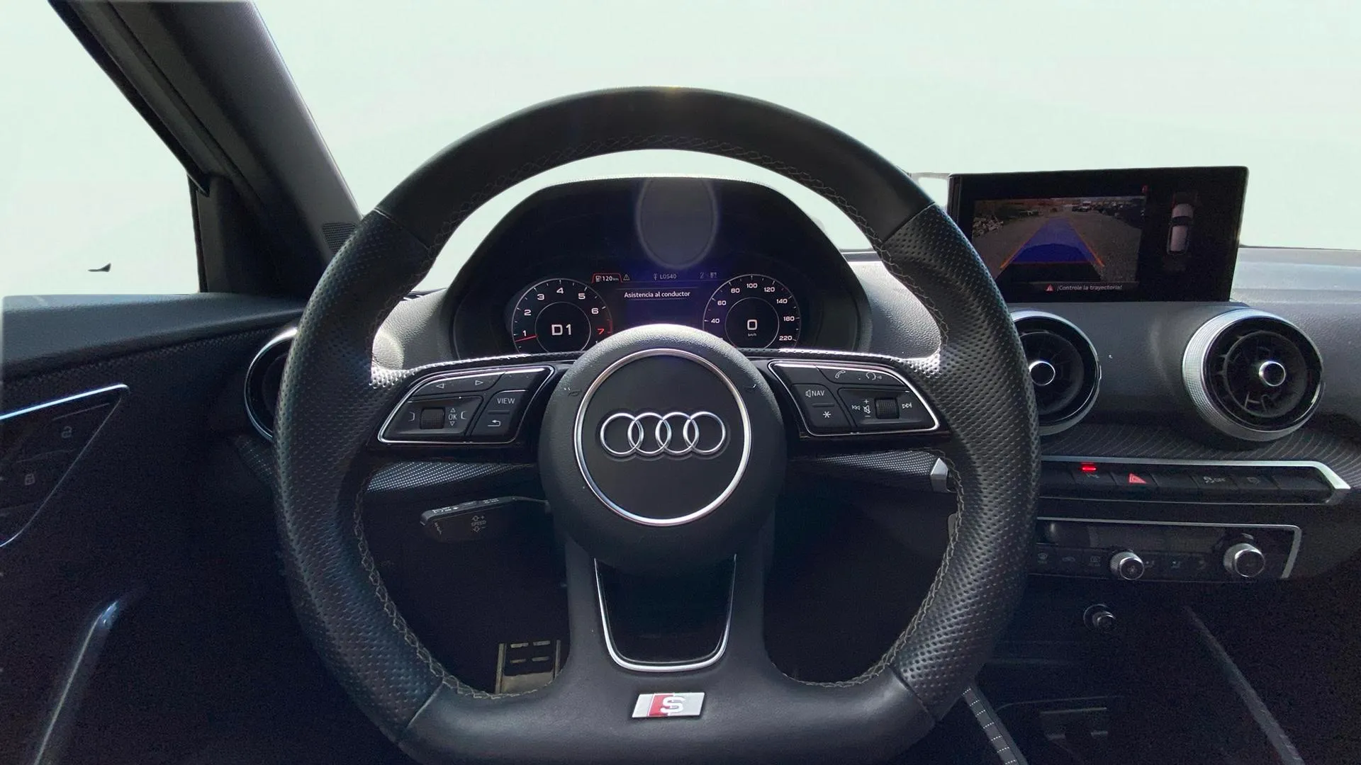 Audi Q2 Adrenalin 35 TFSI S tronic - foto 11