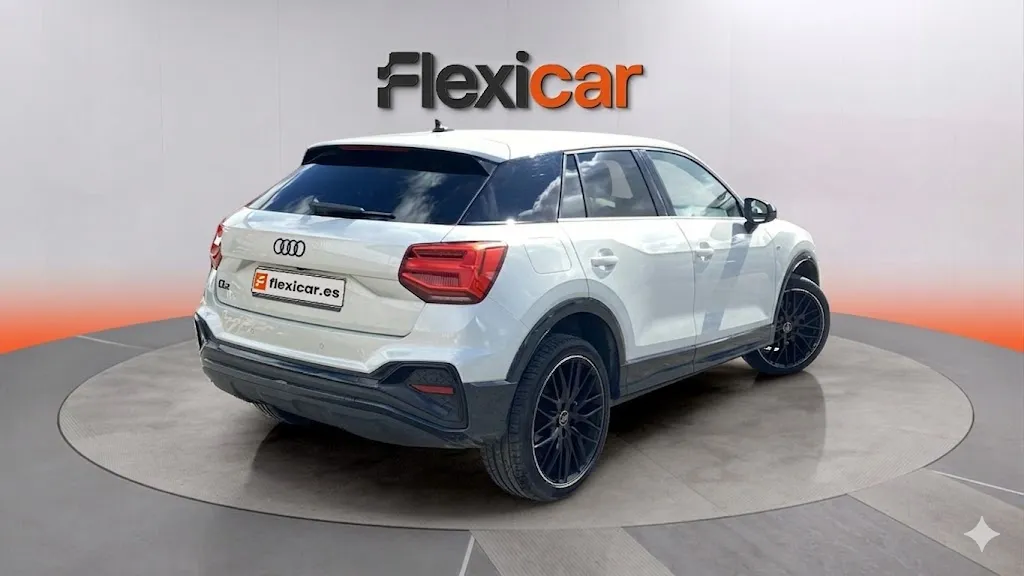 Audi Q2 Adrenalin 35 TFSI S tronic - foto 7