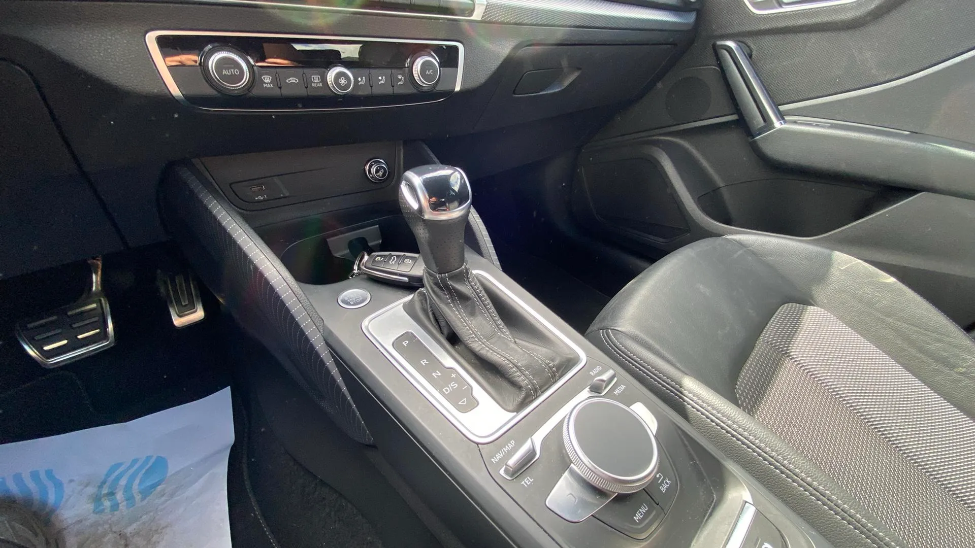 Audi Q2 Adrenalin 35 TFSI S tronic - foto 17