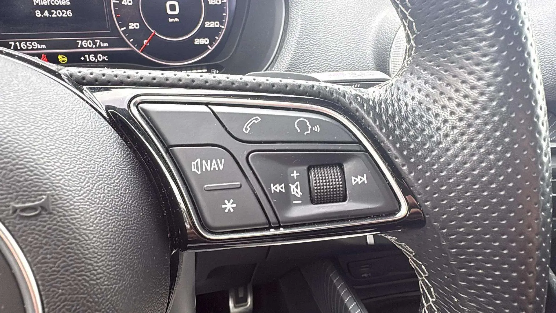 Audi Q2 S line 30 TDI S tronic - foto 18