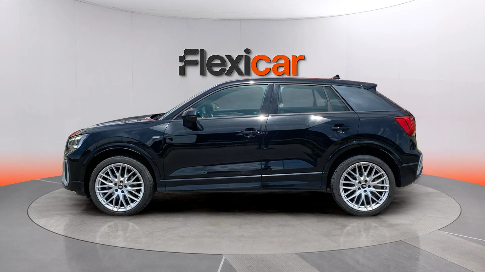 Audi Q2 S line 30 TDI S tronic - foto 4