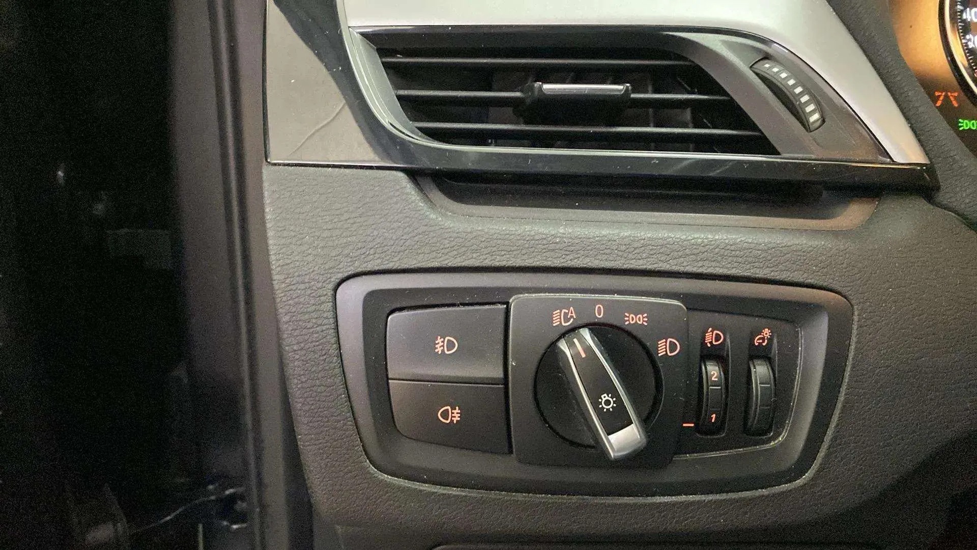 BMW X1 xDrive20dA - foto 19
