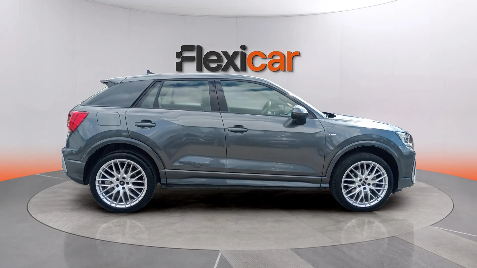 Audi Q2 S line 35 TDI S tronic - foto 12