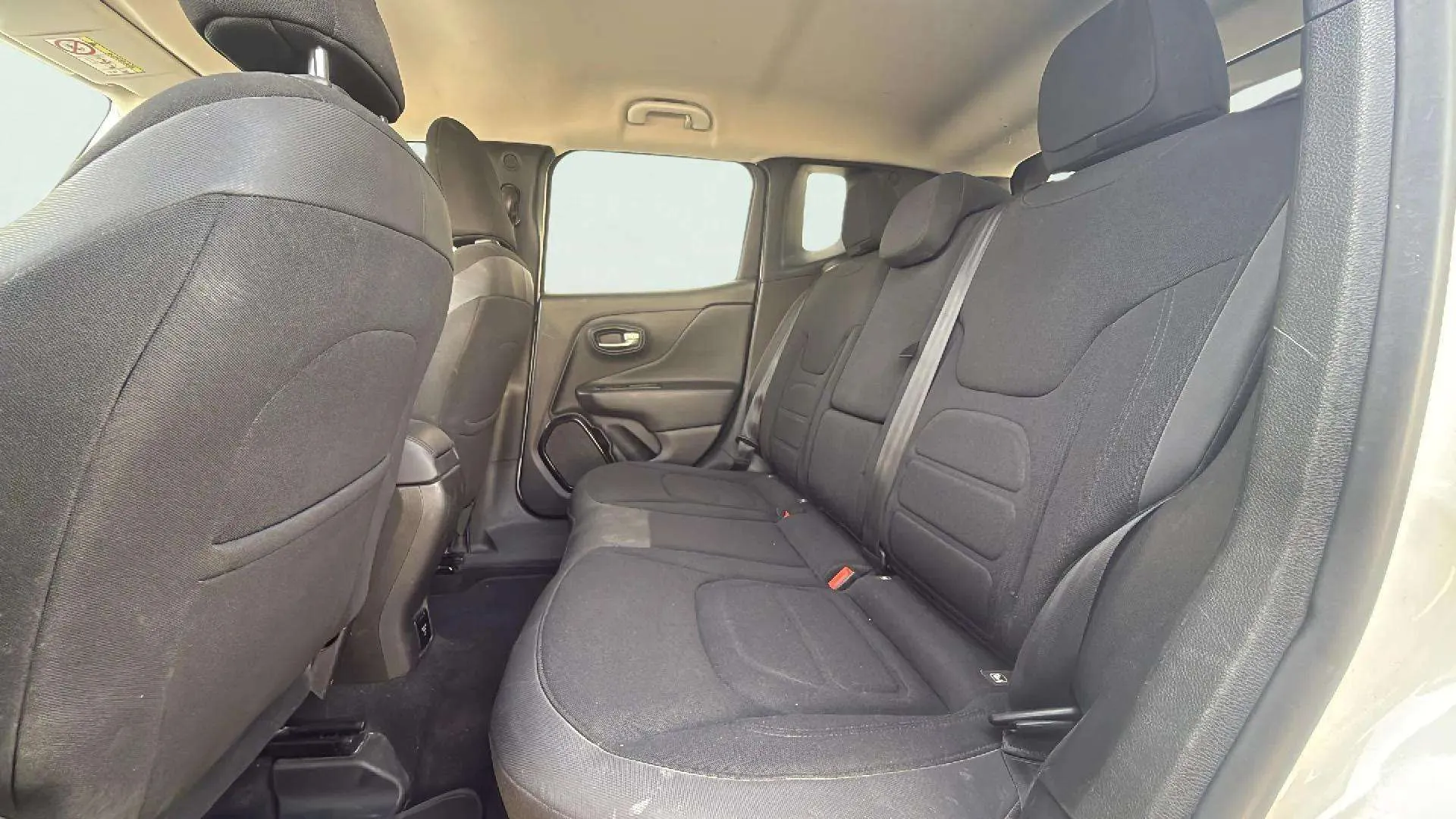 Jeep Renegade 1.6 Mjet Sport 4x2 E6 - foto 18