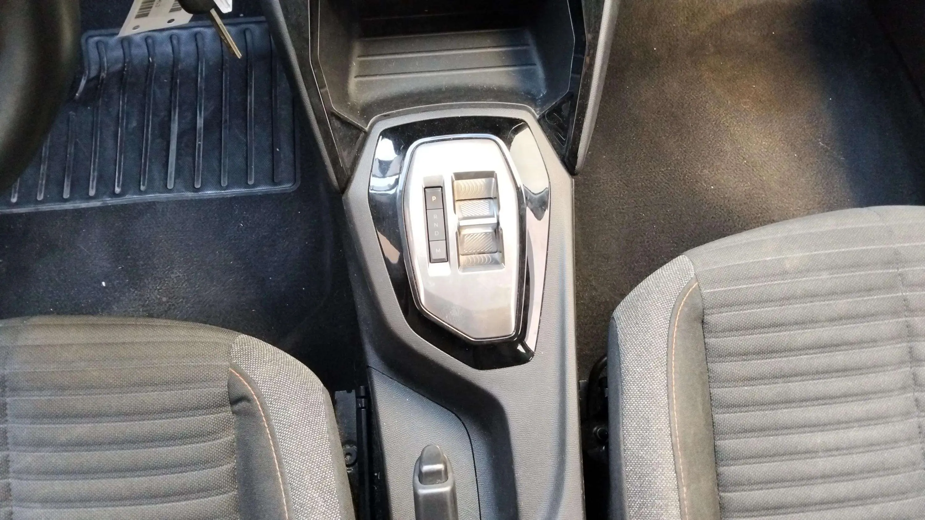 Peugeot 208 PureTech EAT8 Active Pack - foto 13