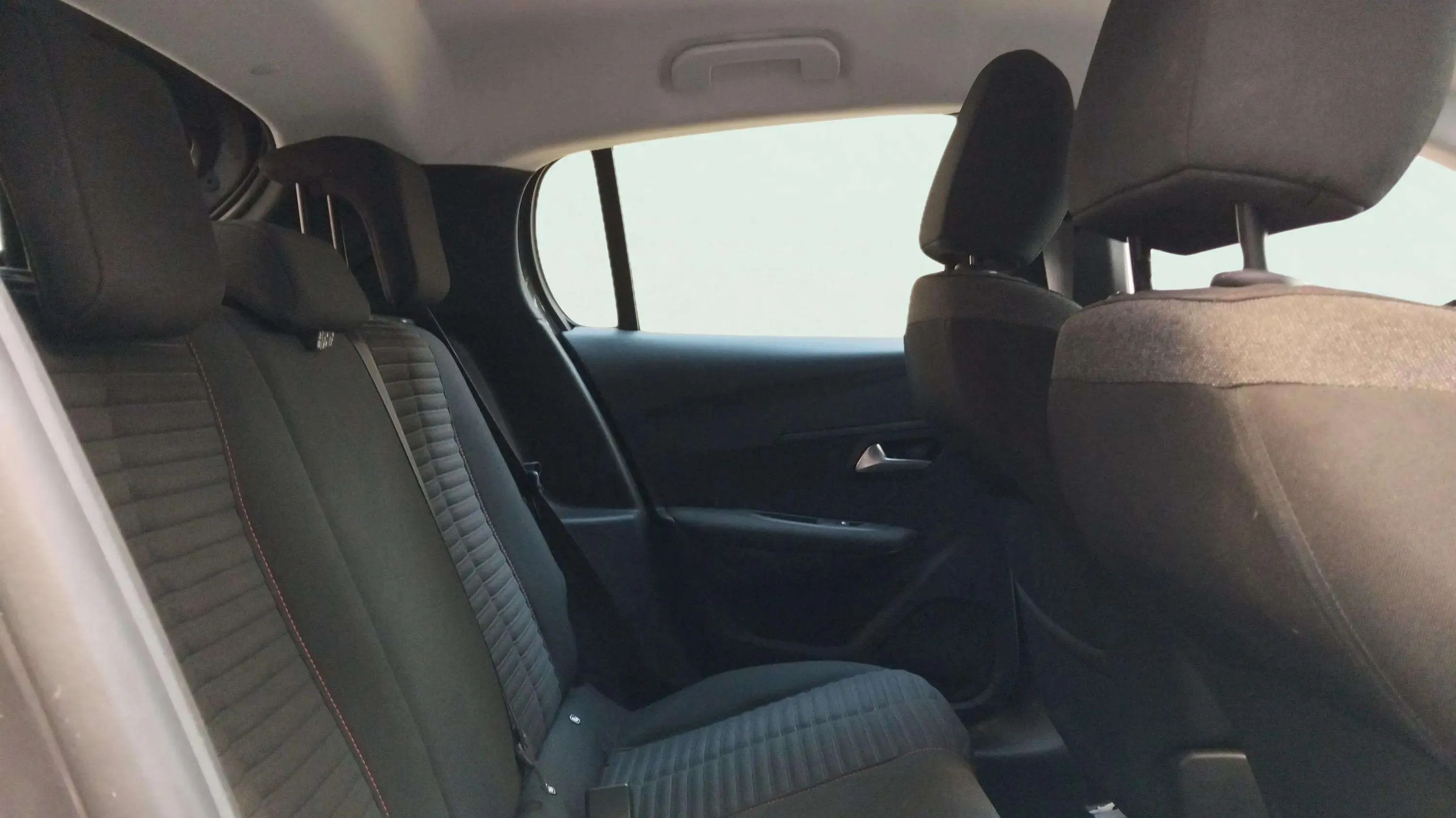 Peugeot 208 PureTech EAT8 Active Pack - foto 10