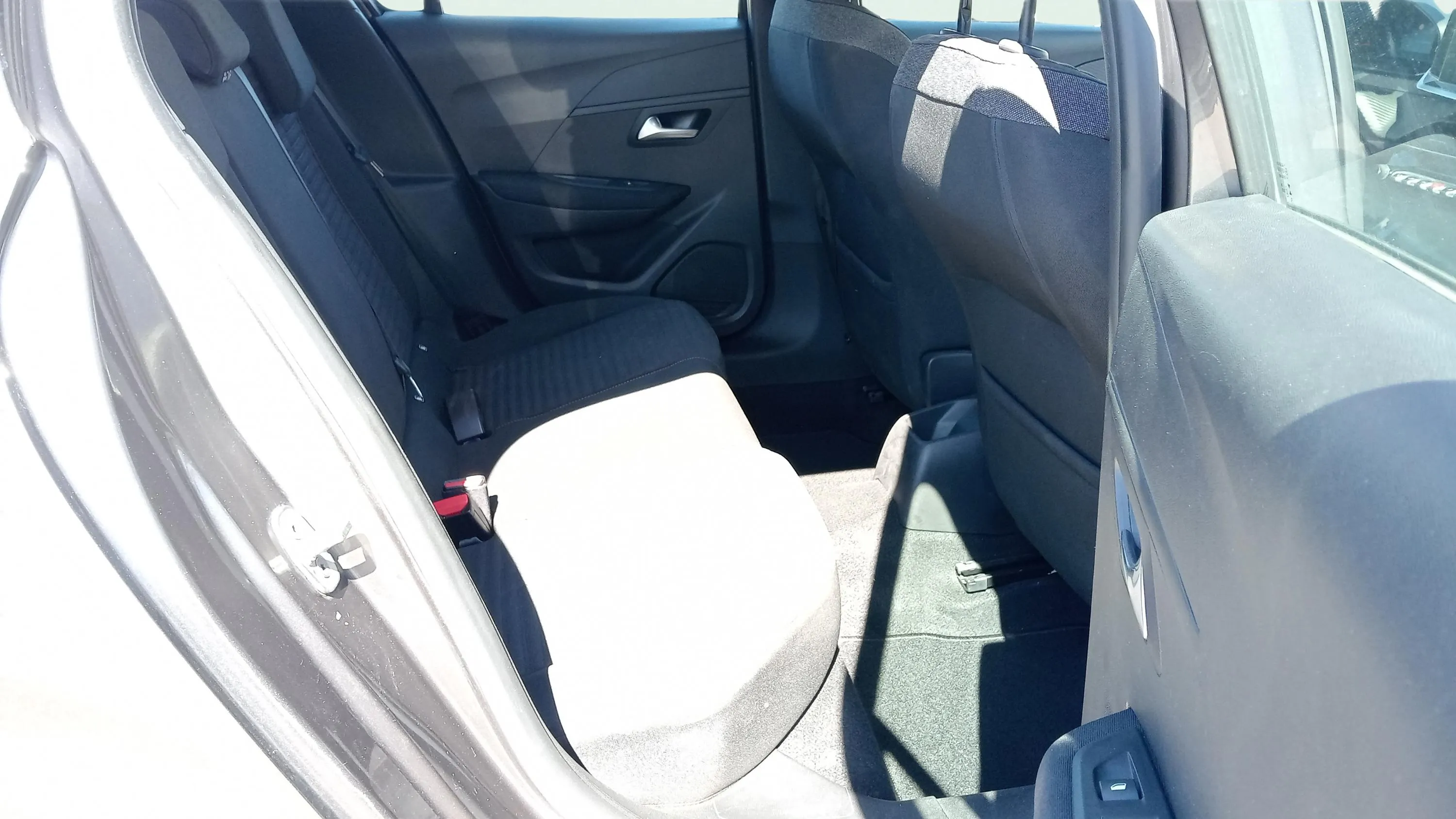 Peugeot 208 PureTech EAT8 Active Pack - foto 17