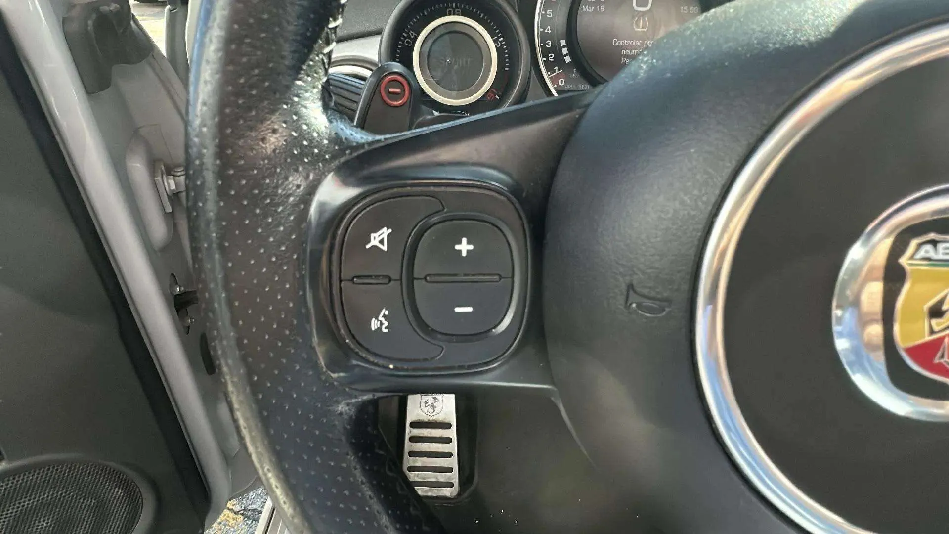 Abarth 500 595 Competizione 1.4 16v T-Jet E6 - foto 20