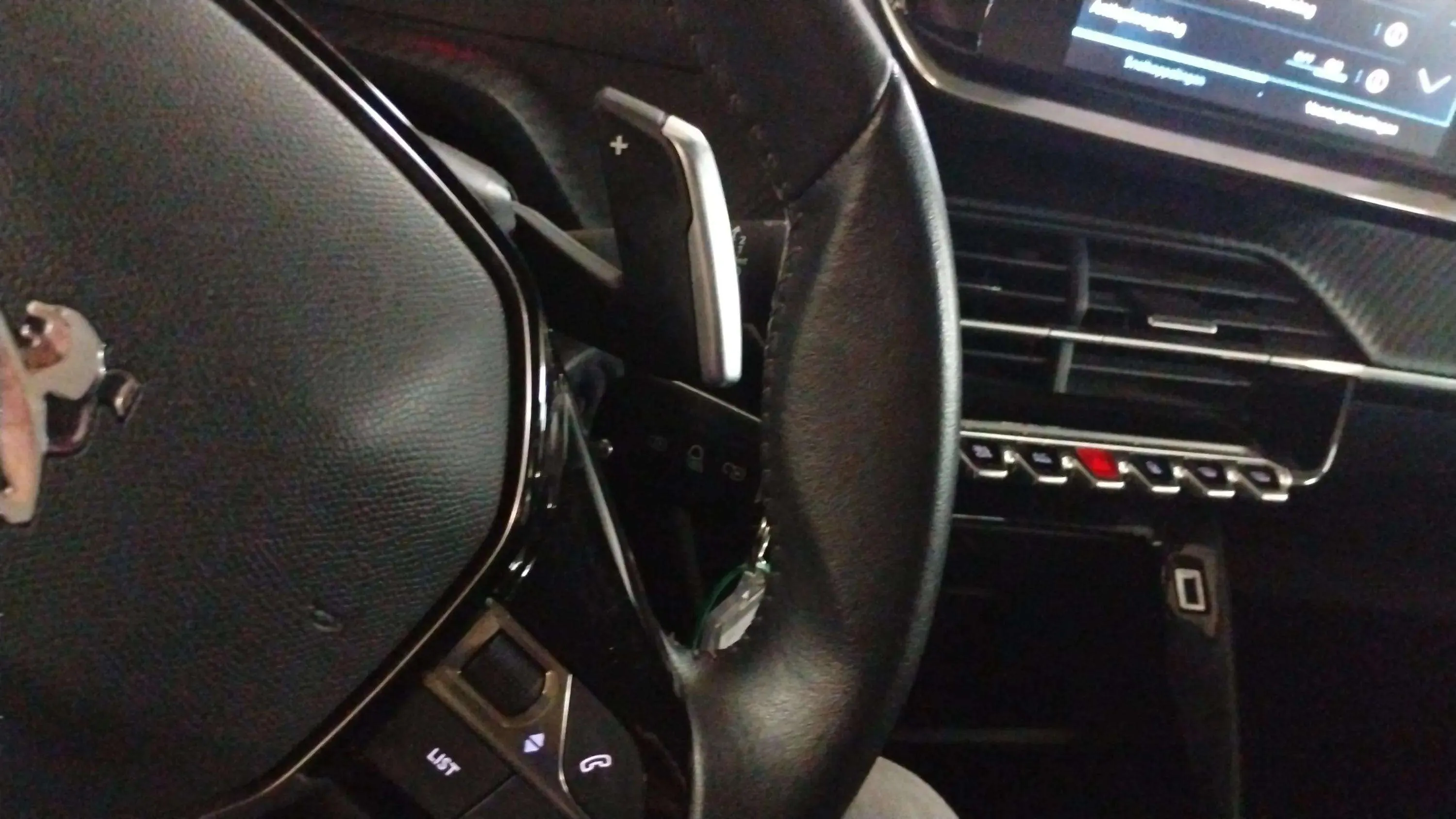 Peugeot 208 PureTech EAT8 Active Pack - foto 11