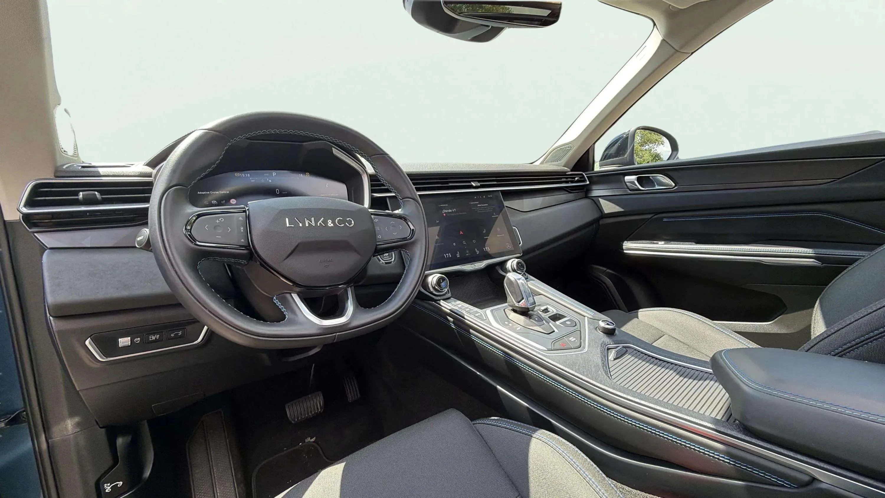 Lynk & Co 01 1.5 PHEV - foto 28