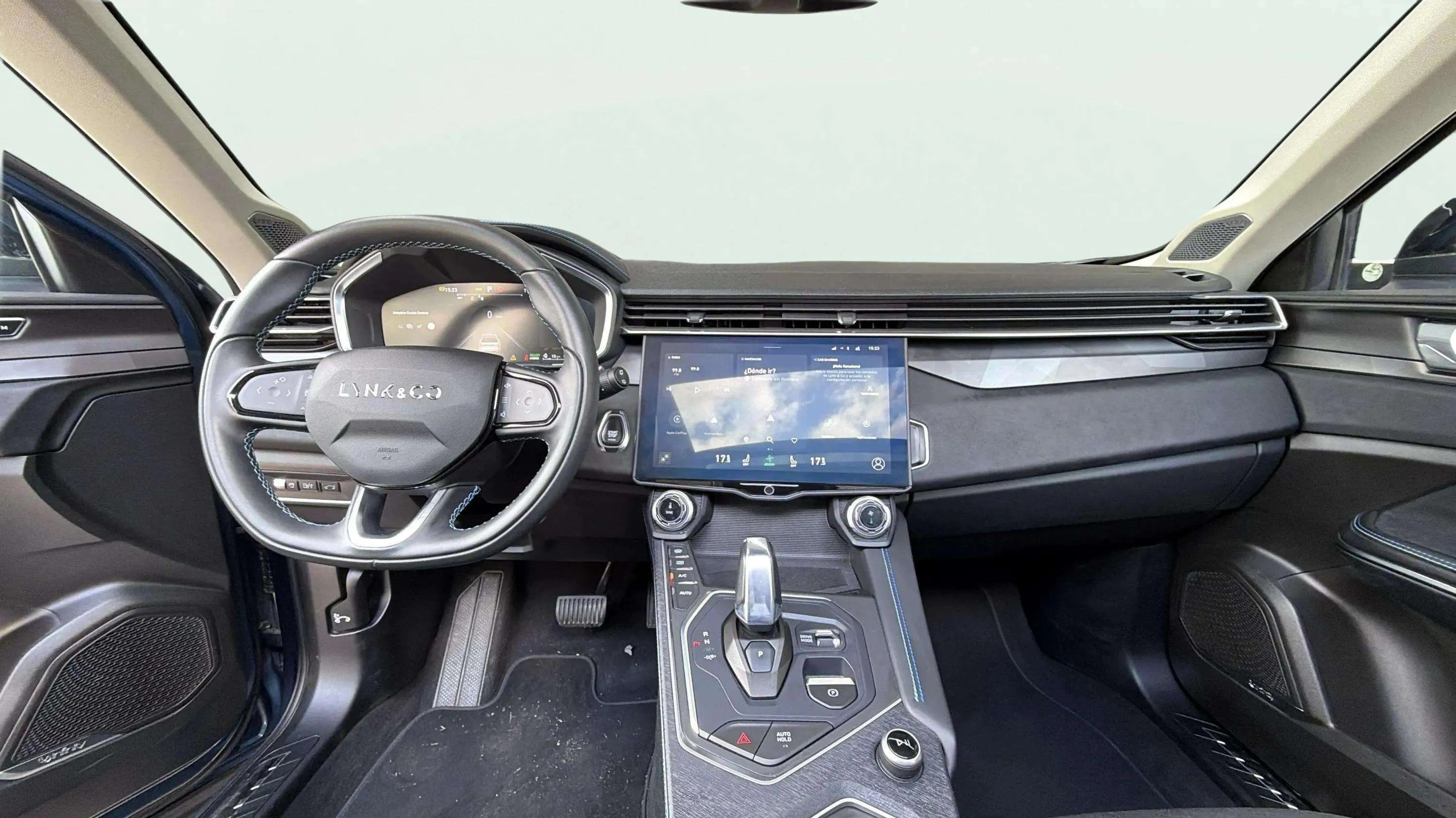 Lynk & Co 01 1.5 PHEV - foto 15