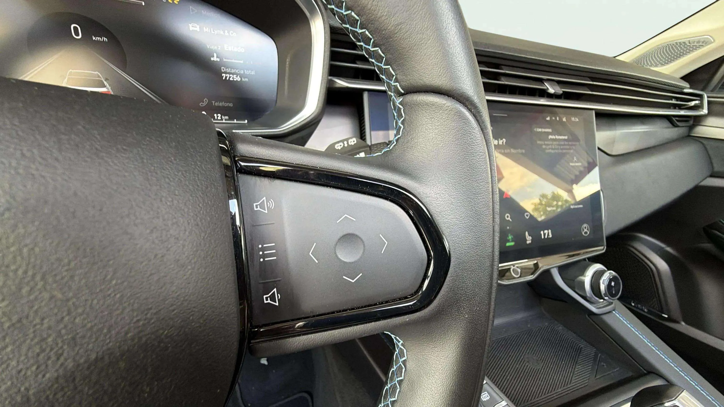 Lynk & Co 01 1.5 PHEV - foto 14