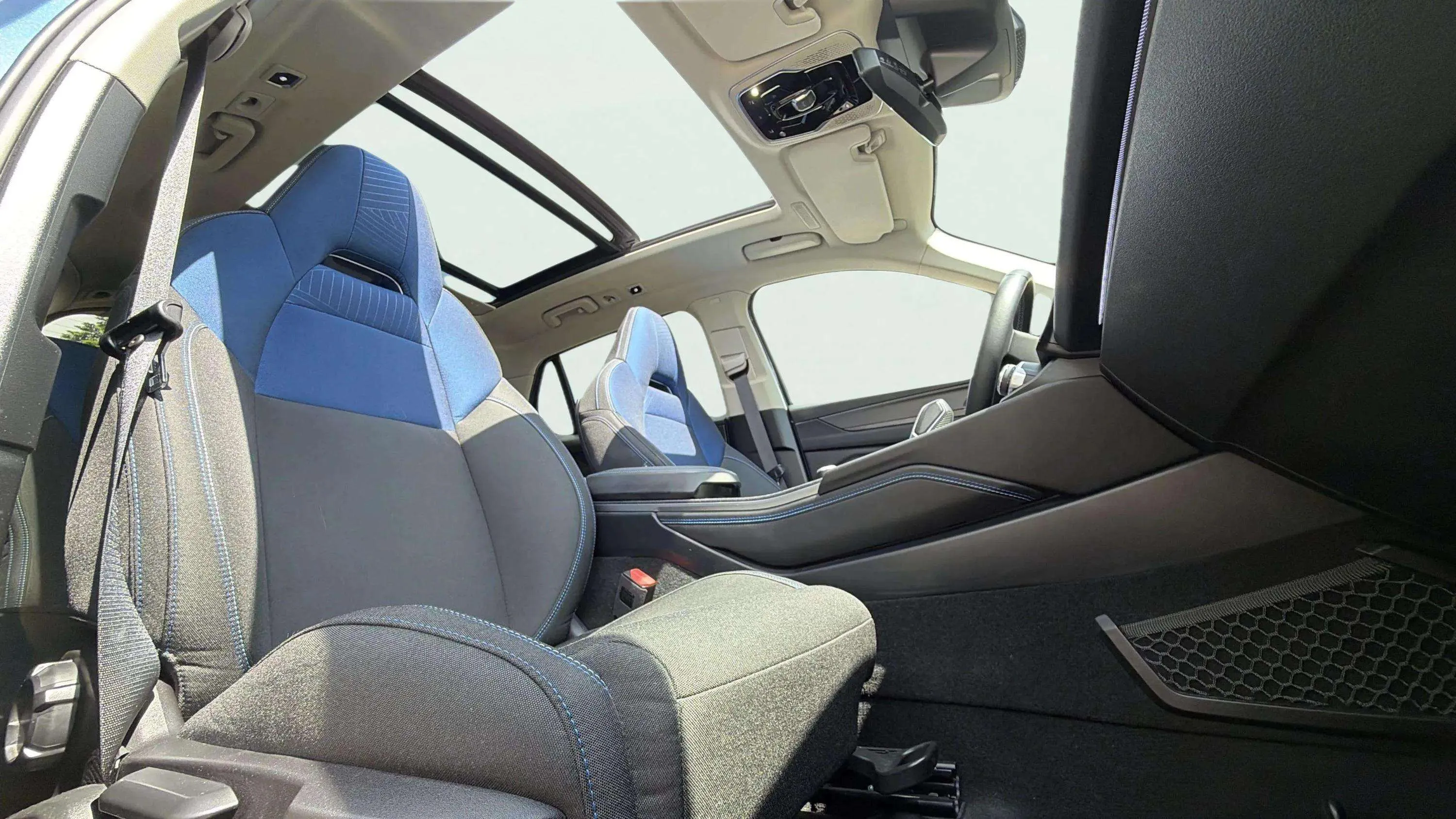 Lynk & Co 01 1.5 PHEV - foto 30