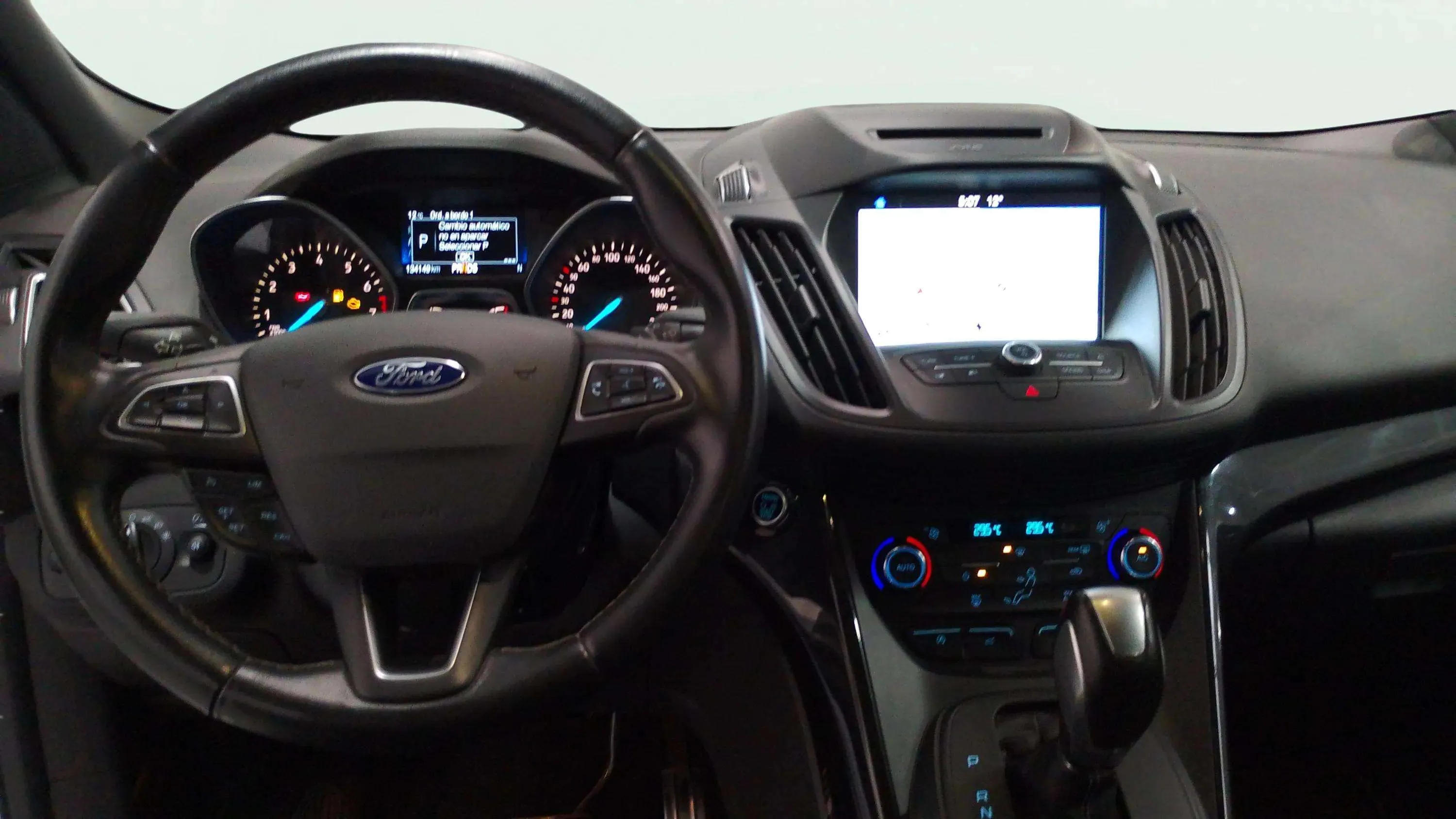 Ford Kuga 1.5 EcoBoost 180 4x4 A-S-S ST-Line - foto 17