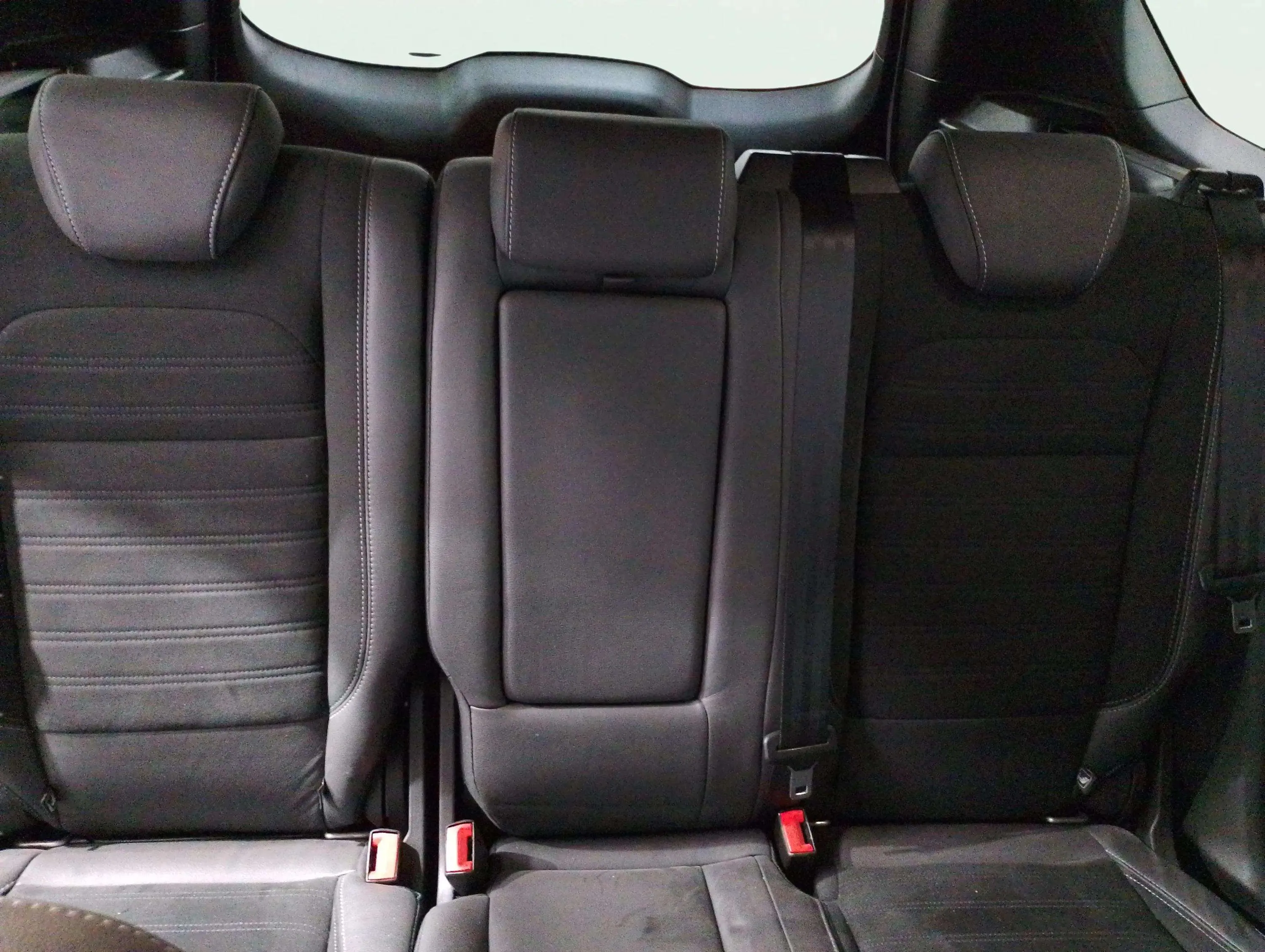 Ford Kuga 1.5 EcoBoost 180 4x4 A-S-S ST-Line - foto 25