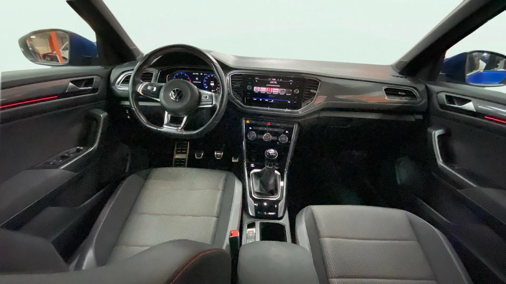 Volkswagen T-Roc Advance 1.5 TSI - foto 13