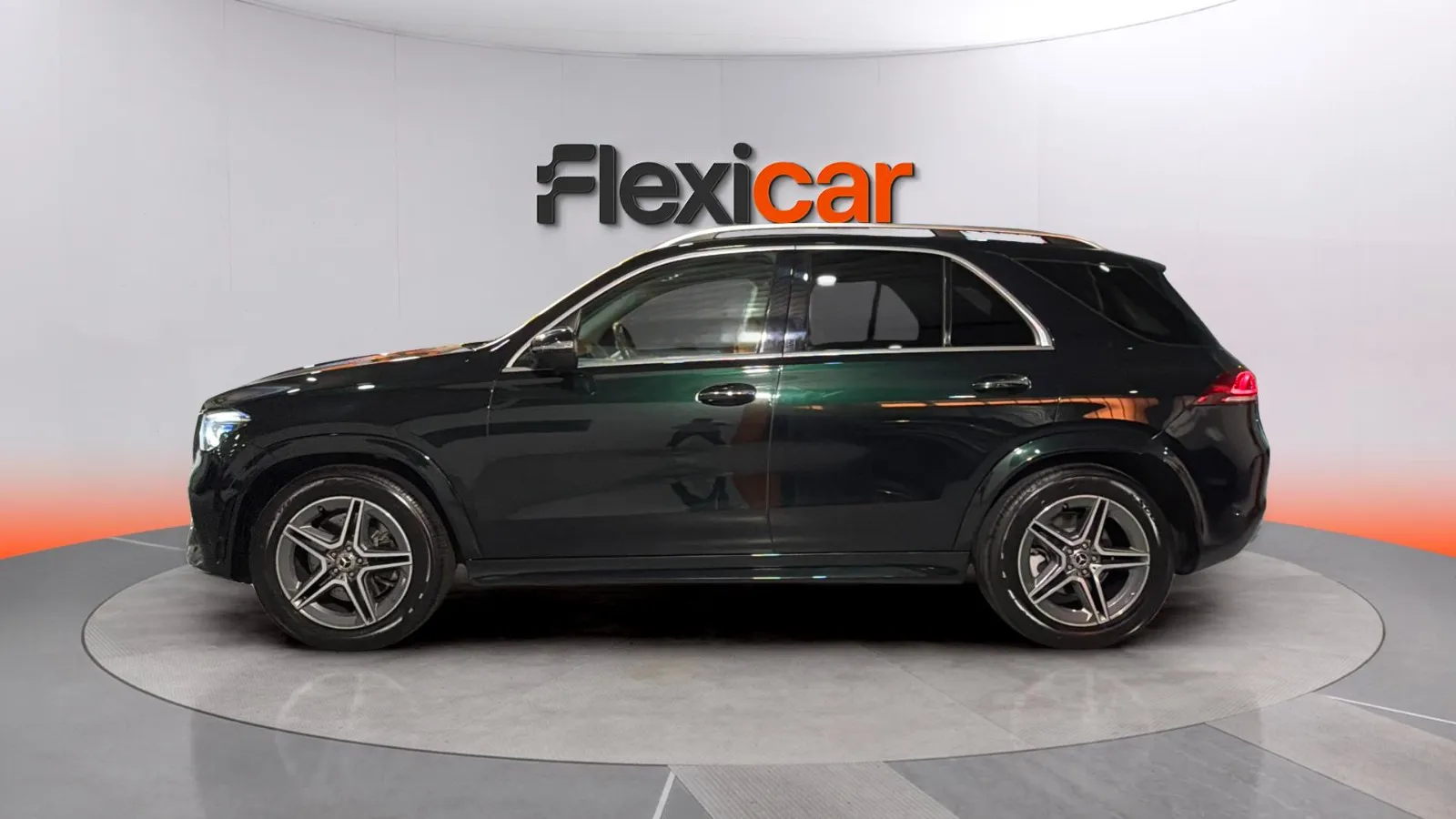 Mercedes-Benz GLE 300 d 4MATIC - foto 2