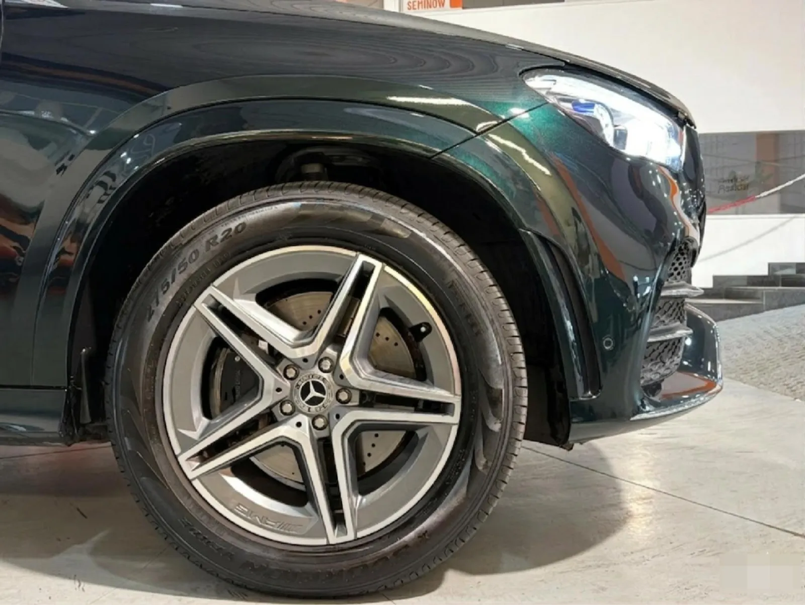 Mercedes-Benz GLE 300 d 4MATIC - foto 24