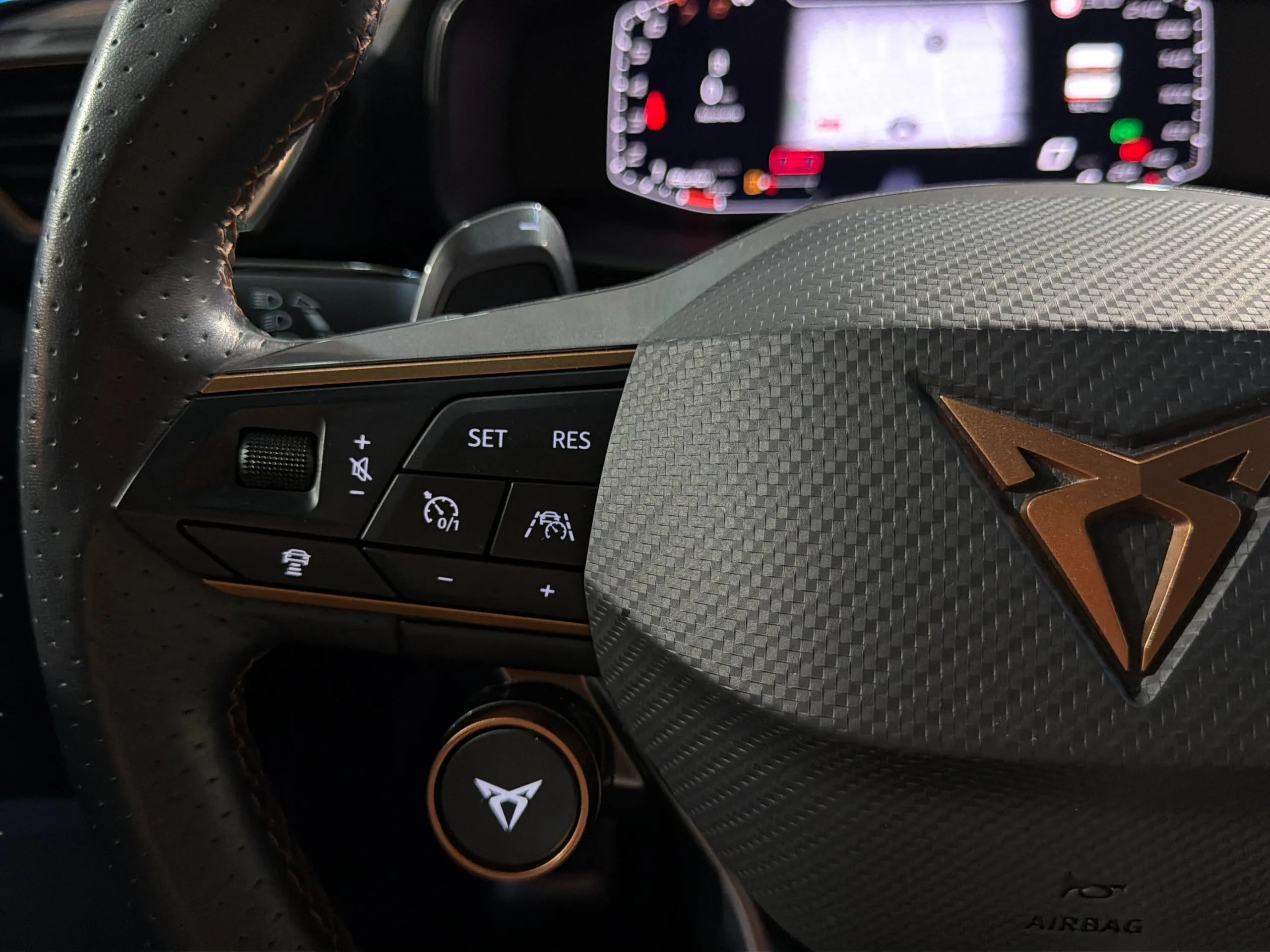 Cupra Formentor 2.0 TSI VZ 4Drive DSG - foto 8