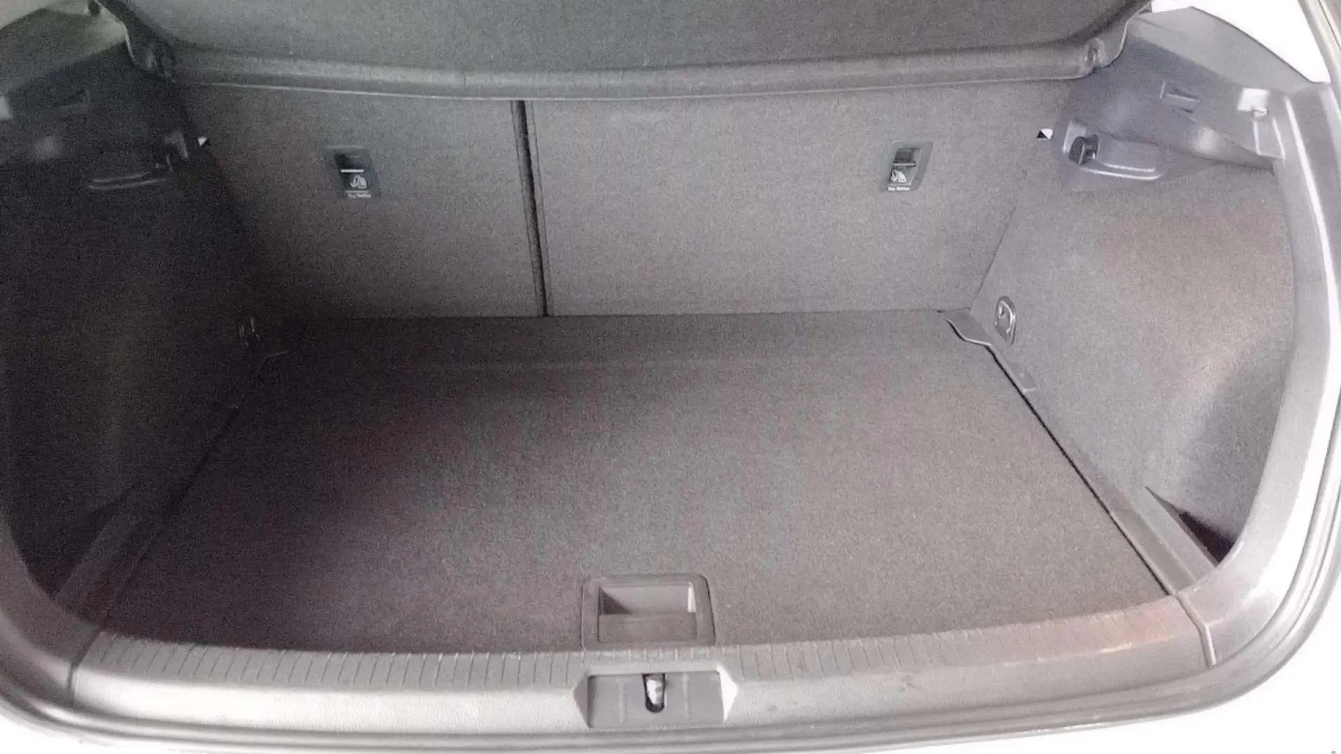 Volkswagen Golf Advance 1.0 TSI - foto 5