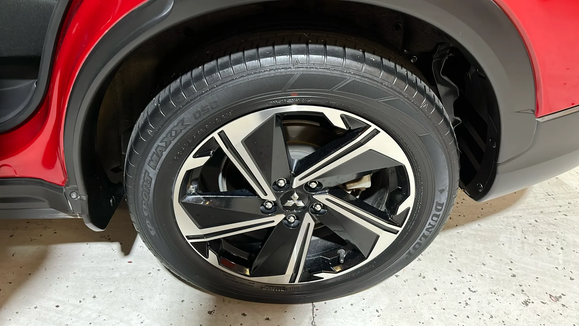 Mitsubishi Eclipse Cross 2.4 PHEV Kaiteki 4WD - foto 21