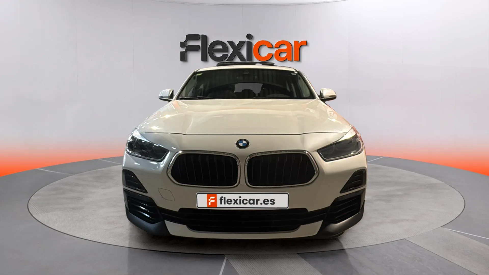 BMW X2 sDrive18i - foto 2