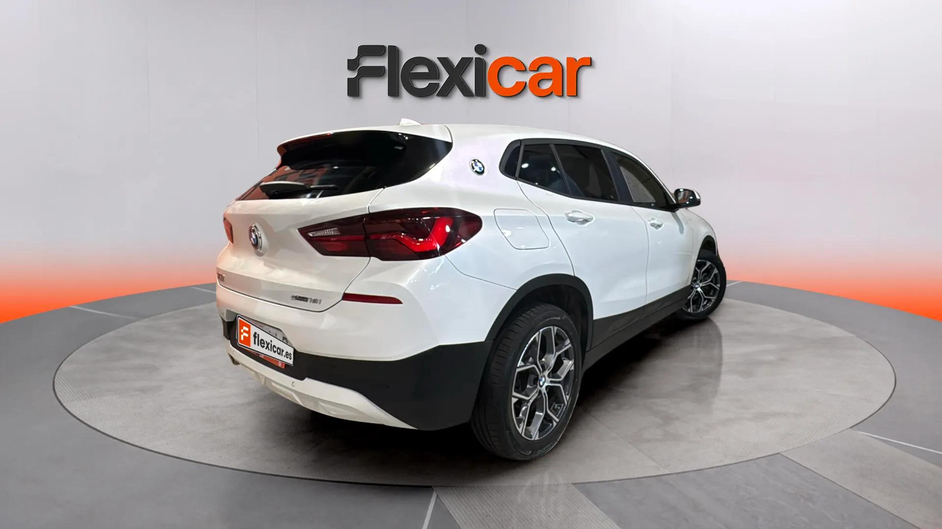 BMW X2 sDrive18i - foto 7