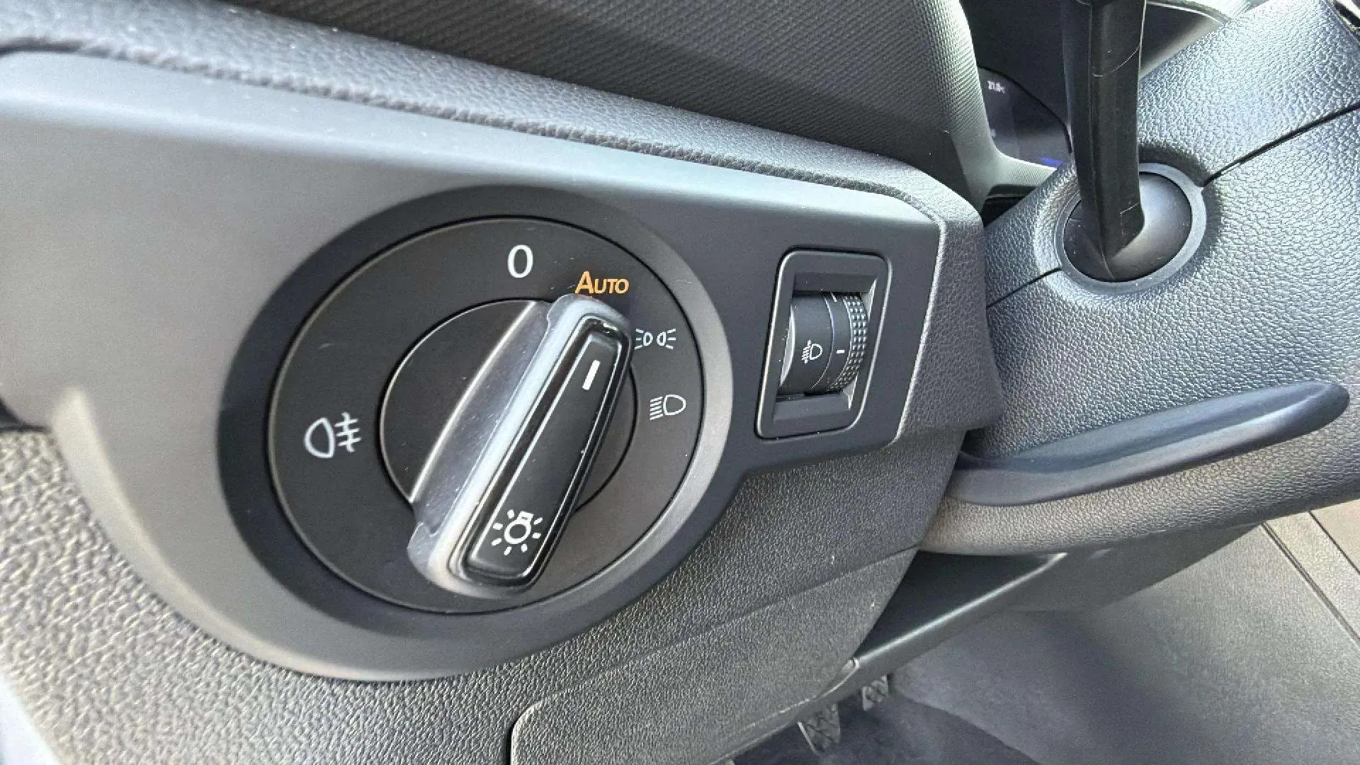 Volkswagen T-Cross "Más" 1.0 TSI - foto 19