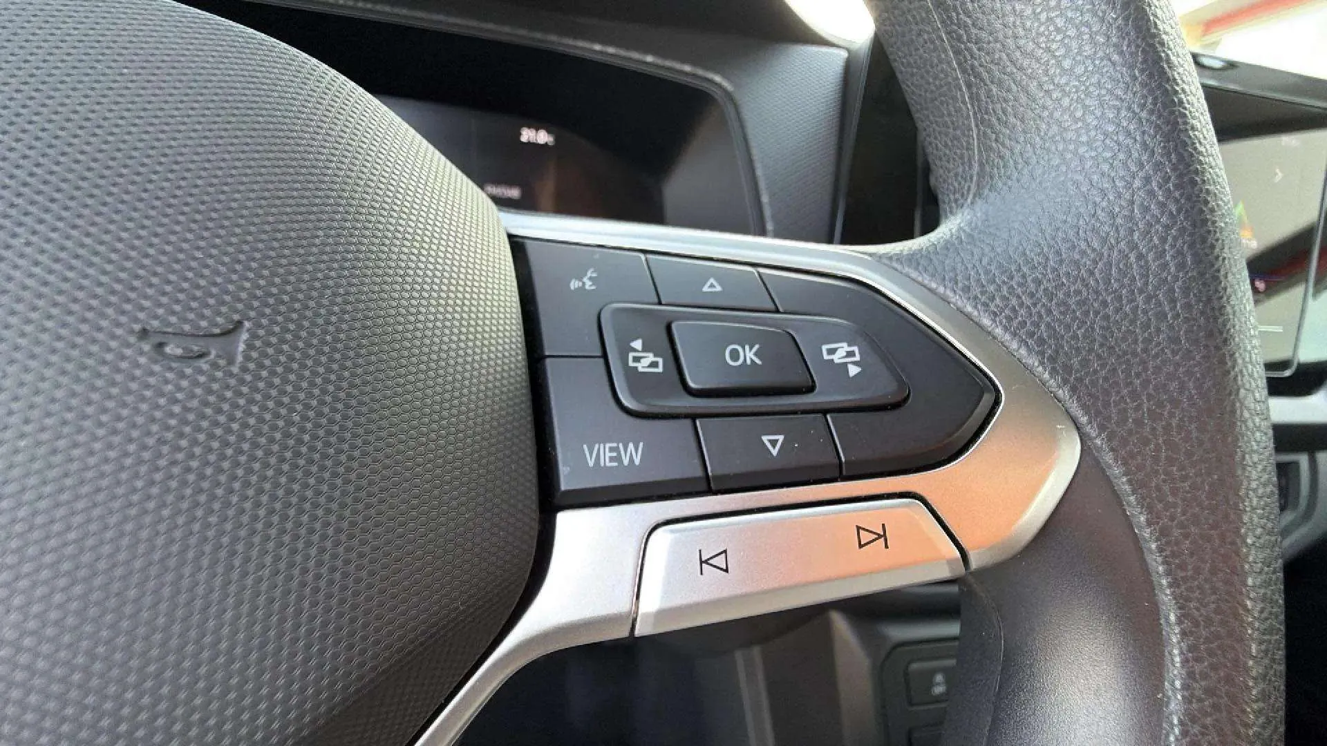 Volkswagen T-Cross "Más" 1.0 TSI - foto 21