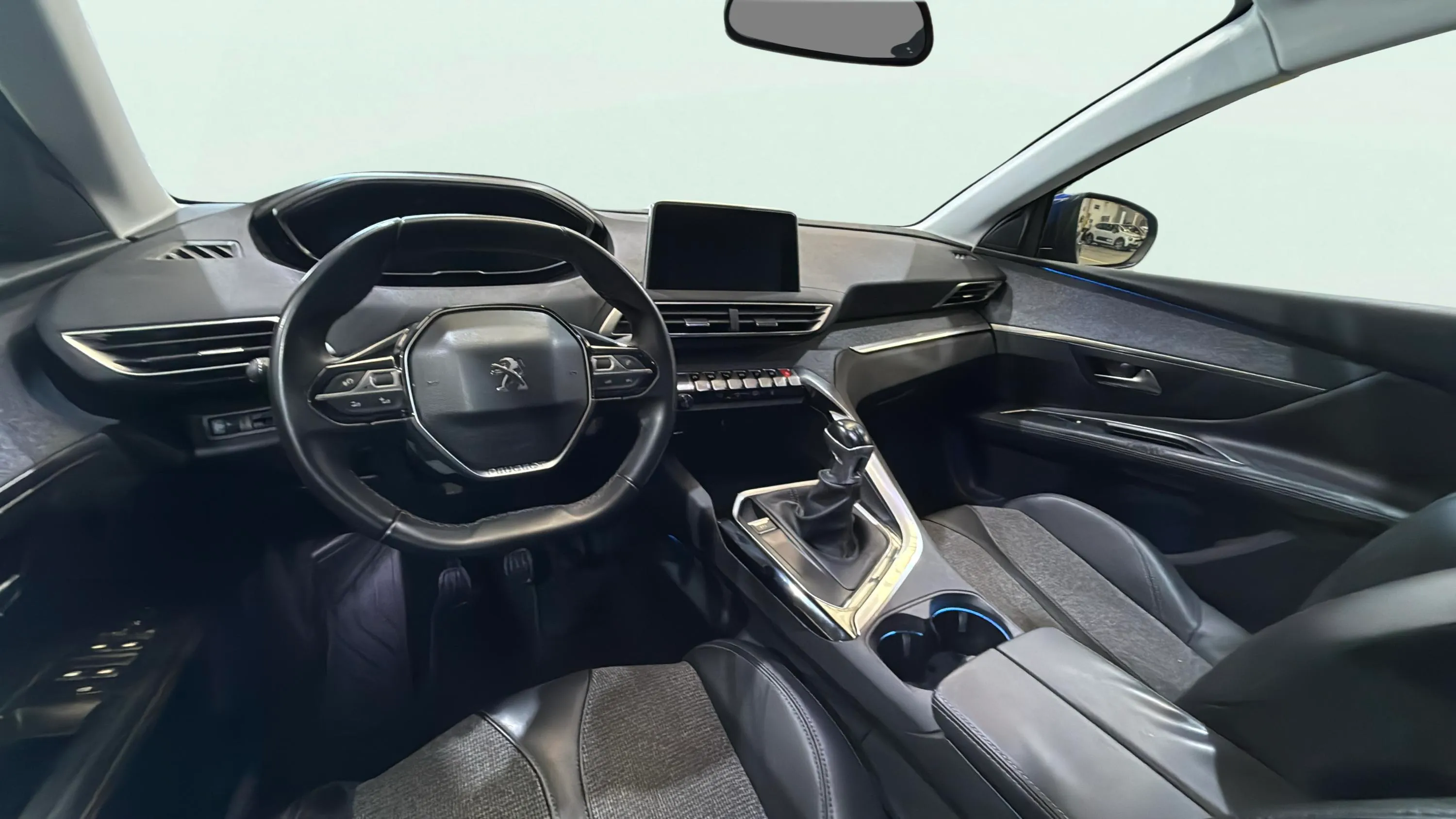 Peugeot 3008 1.5L BlueHDi Allure - foto 12