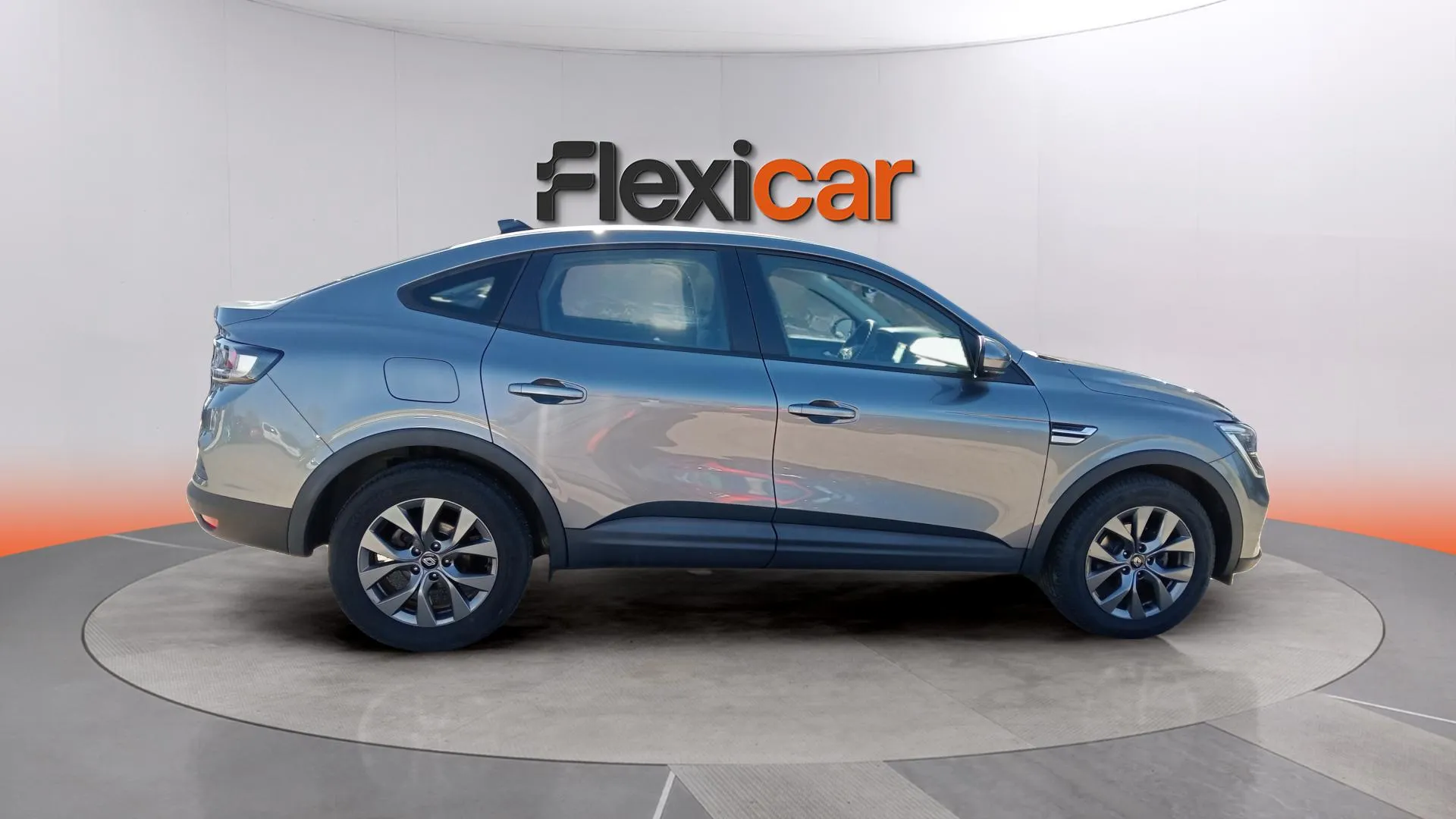 Renault Arkana Evolution TCe EDC mild hybr - foto 12