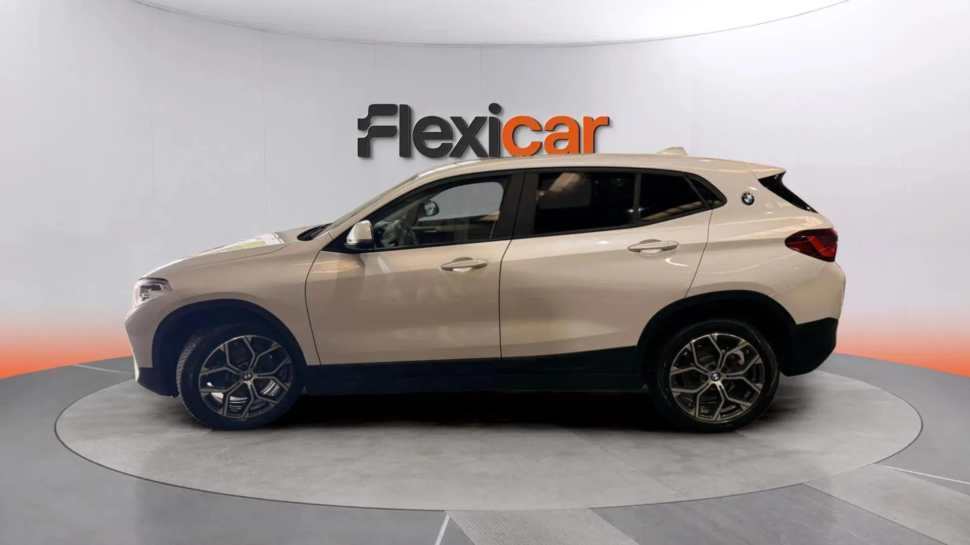 BMW X2 sDrive18i - foto 4