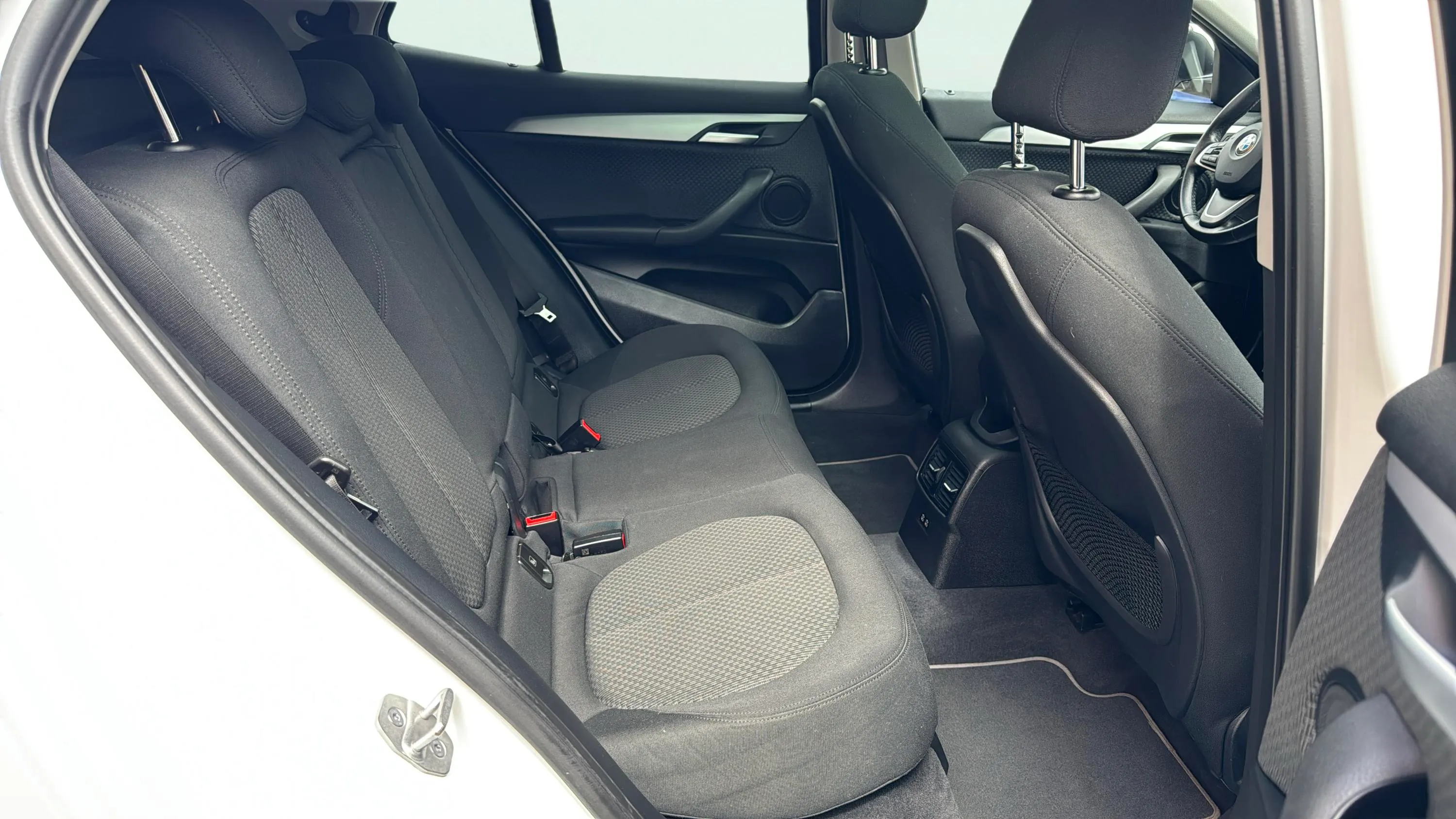 BMW X2 sDrive18i - foto 16