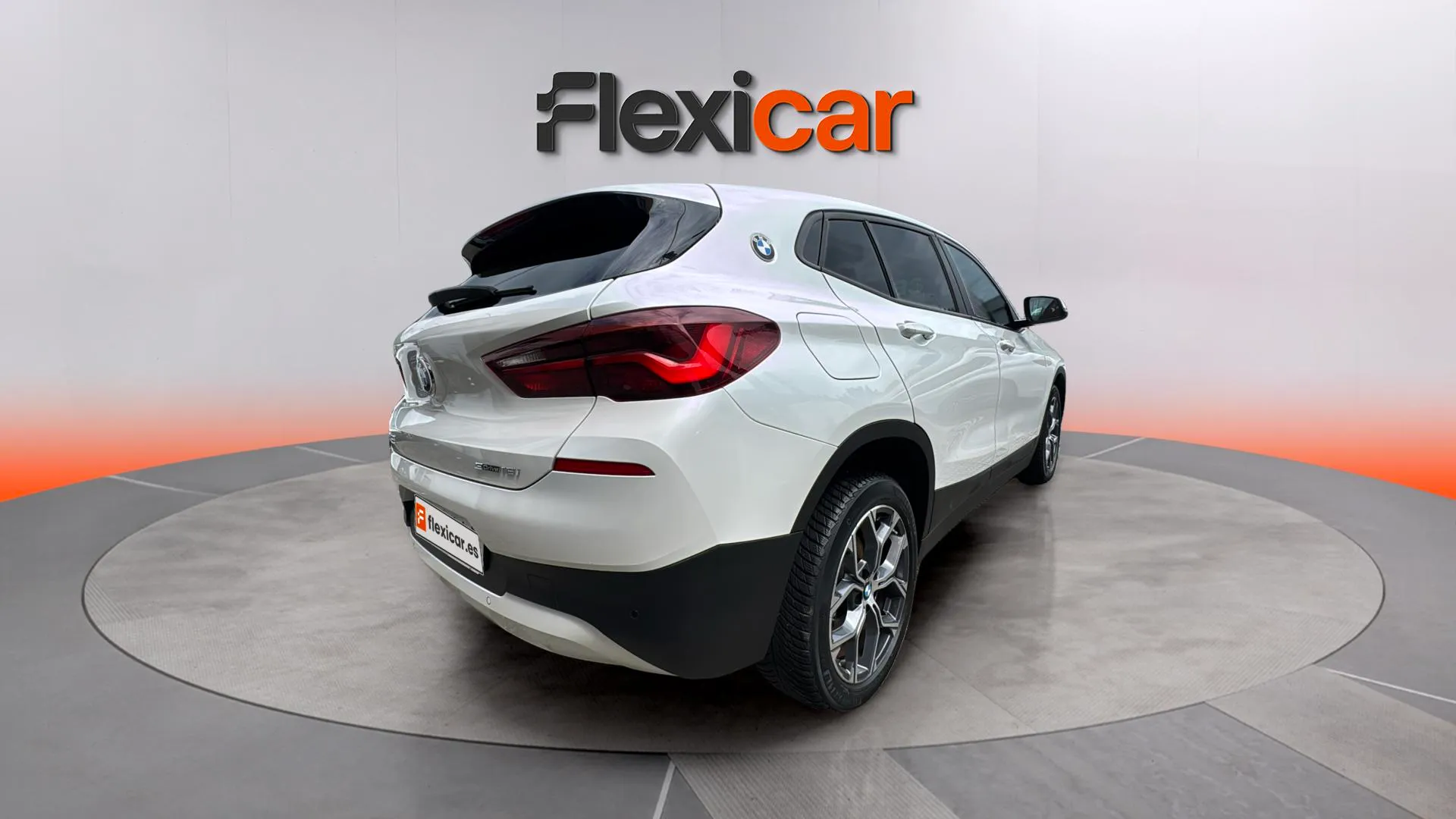 BMW X2 sDrive18i - foto 7