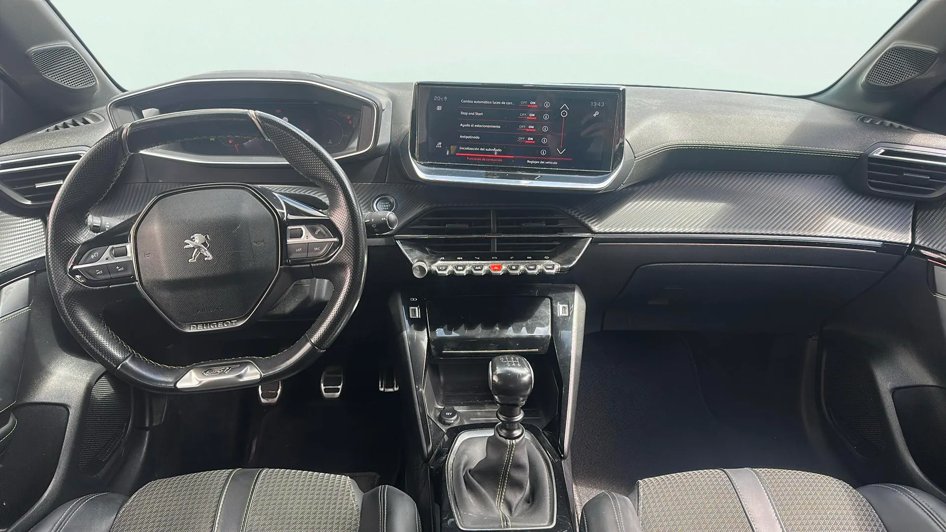 Peugeot 208 BlueHDi GT - foto 13