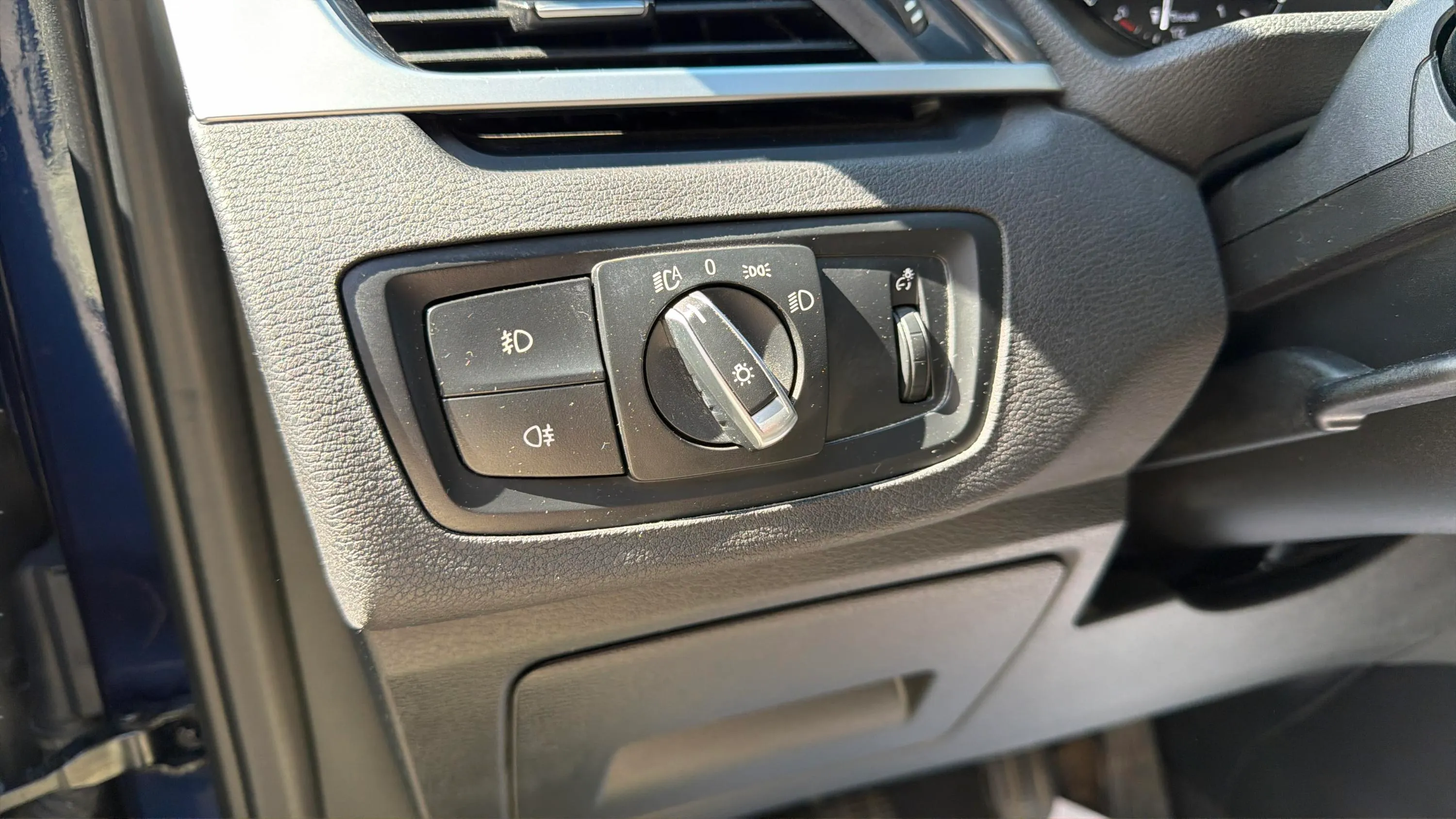 BMW X1 sDrive18d - foto 23