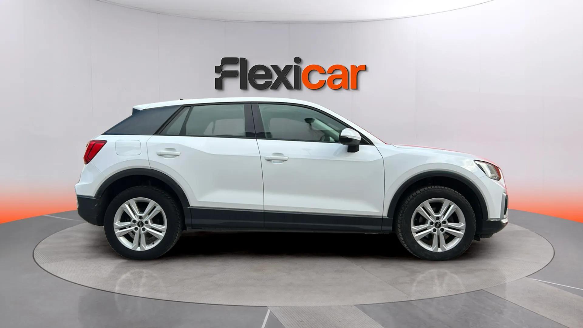 Audi Q2 Advanced 35 TFSI S tronic - foto 3