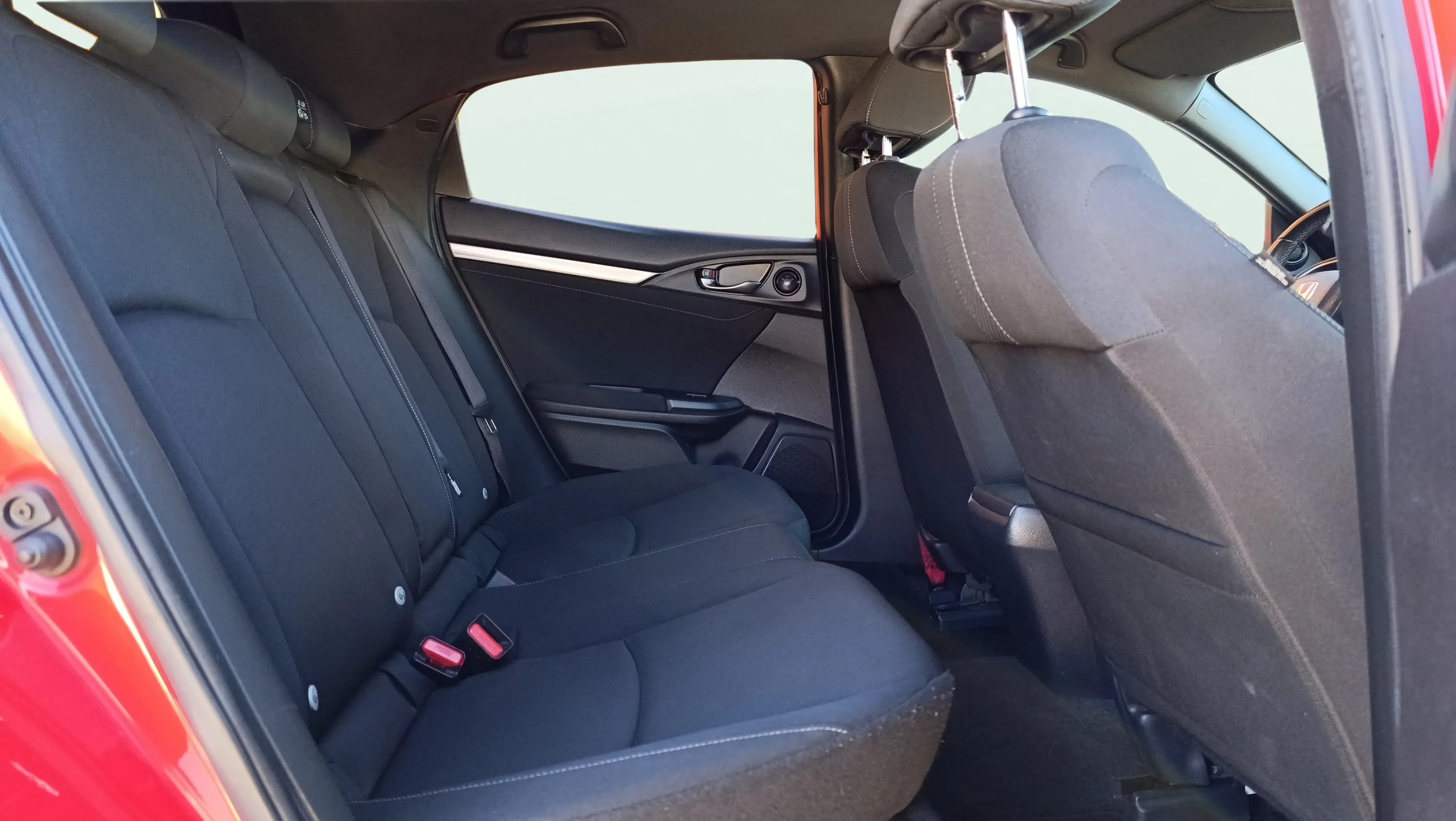 Honda Civic 1.0 I-VTEC Turbo CVT Comfort - foto 30