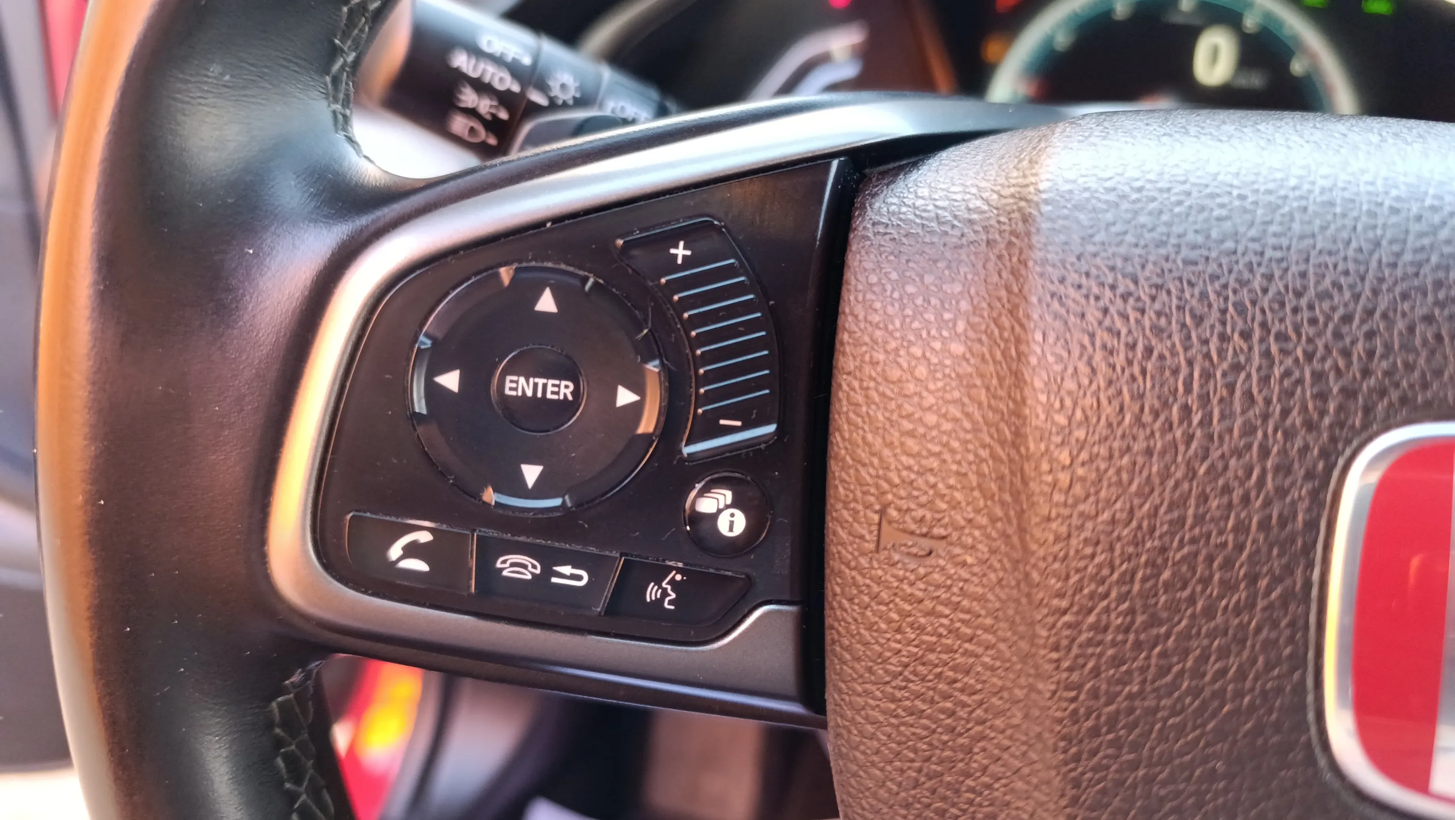 Honda Civic 1.0 I-VTEC Turbo CVT Comfort - foto 11