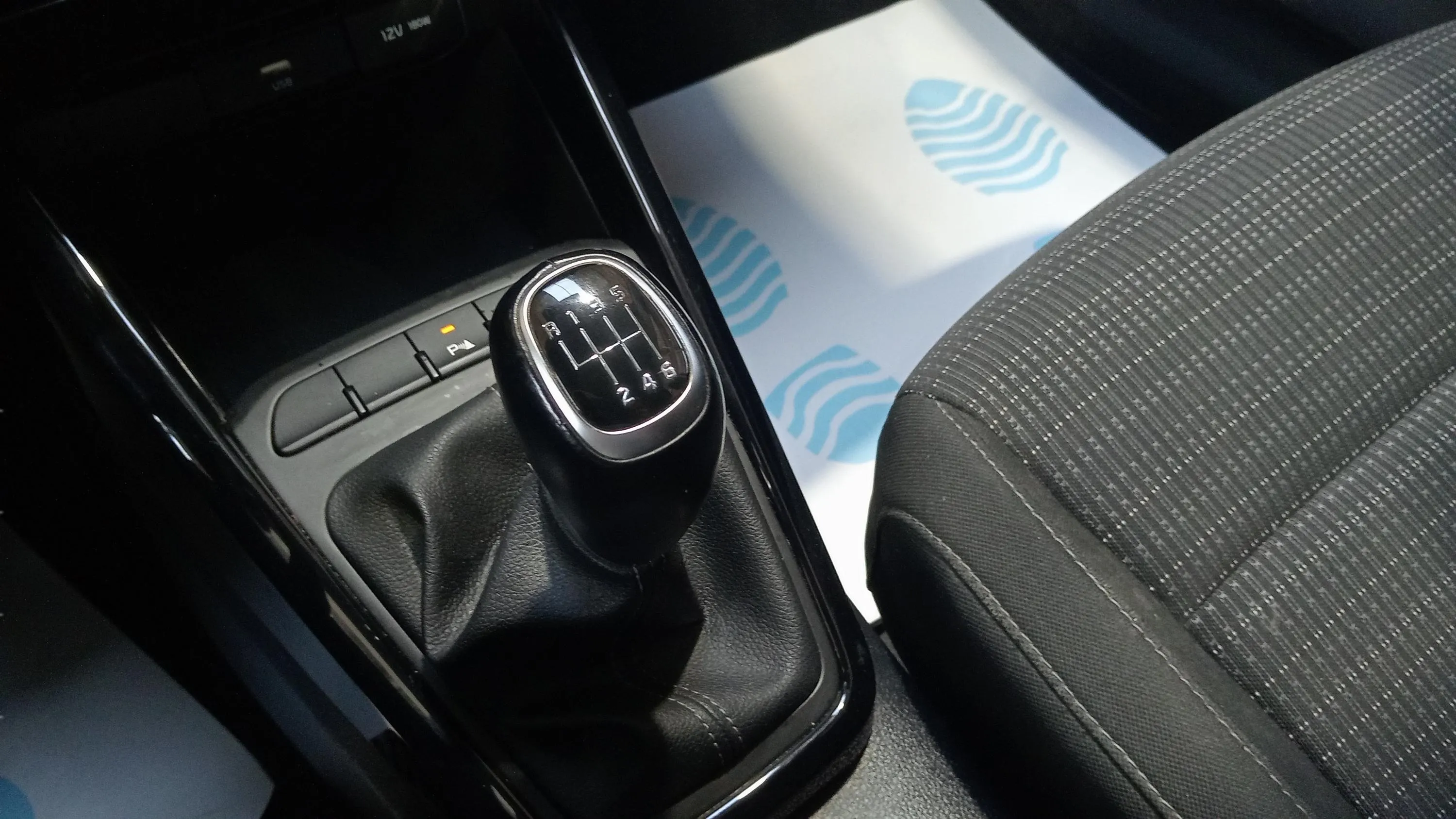 Kia Stonic 1.0 T-GDi MHEV iMT Drive - foto 21